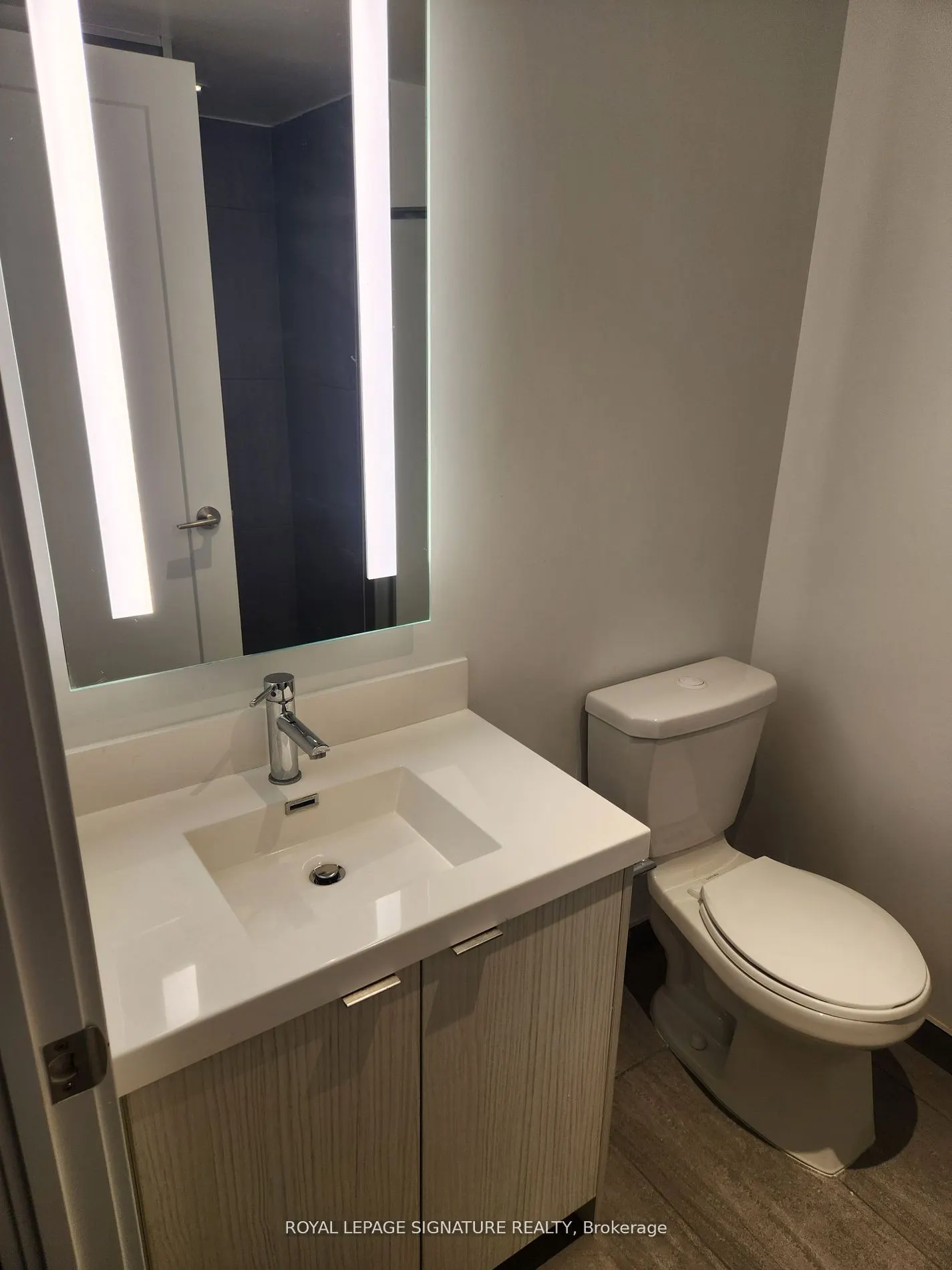 5 Mabelle Avenue, #1433