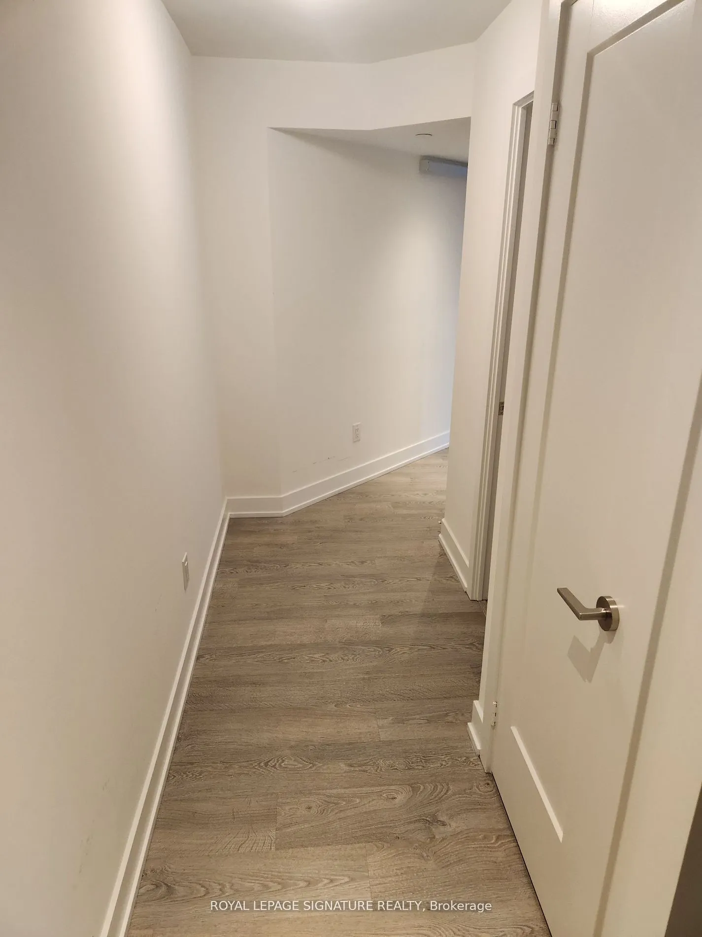 5 Mabelle Avenue, #1433