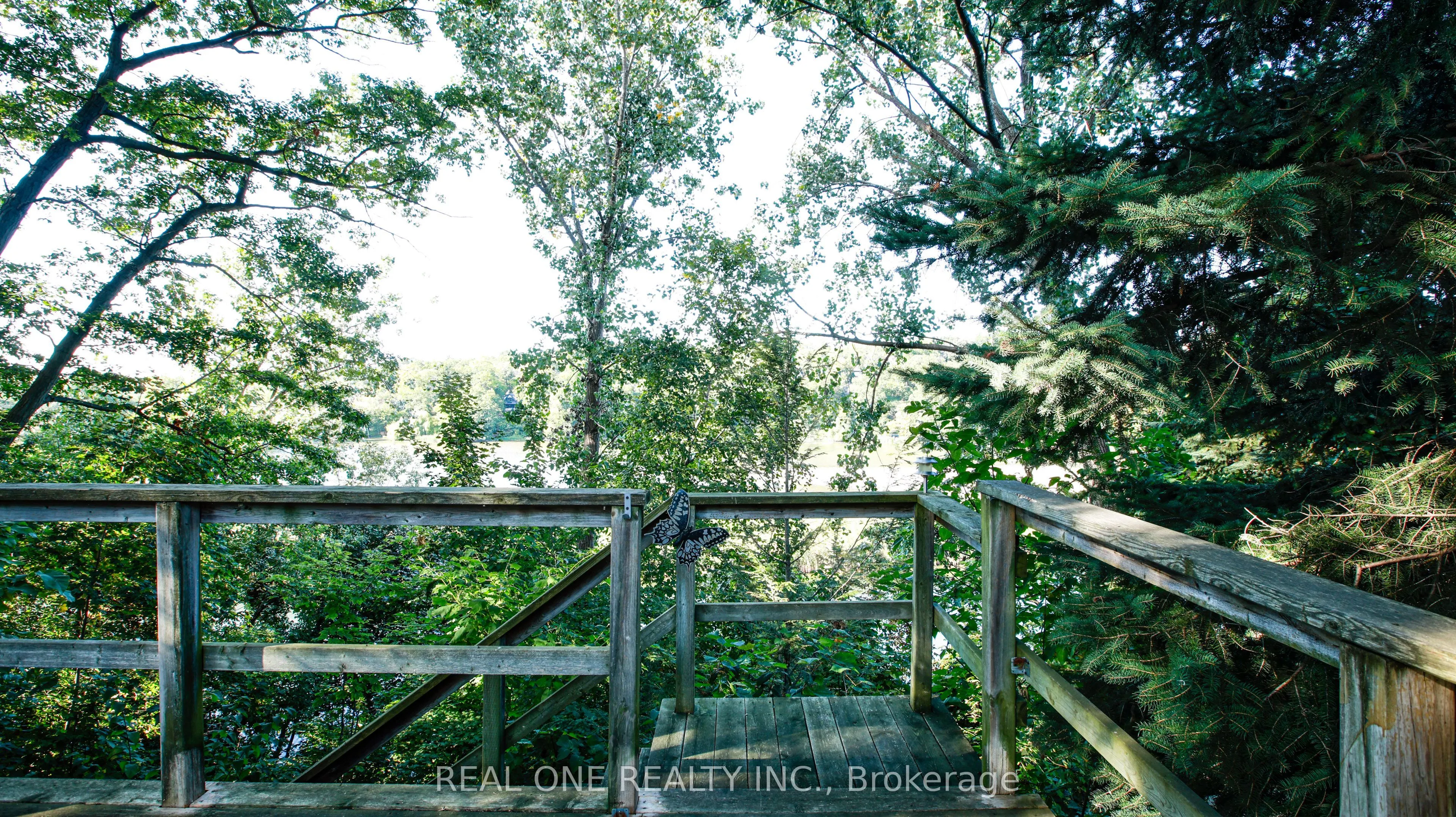 38 Stonegate Road