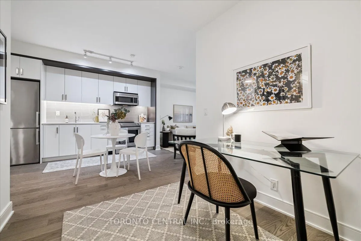 1575 Lakeshore Road W, #237