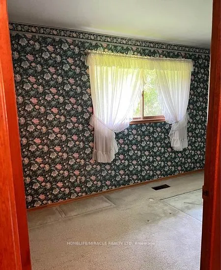 2216 Olde Base Line Road
