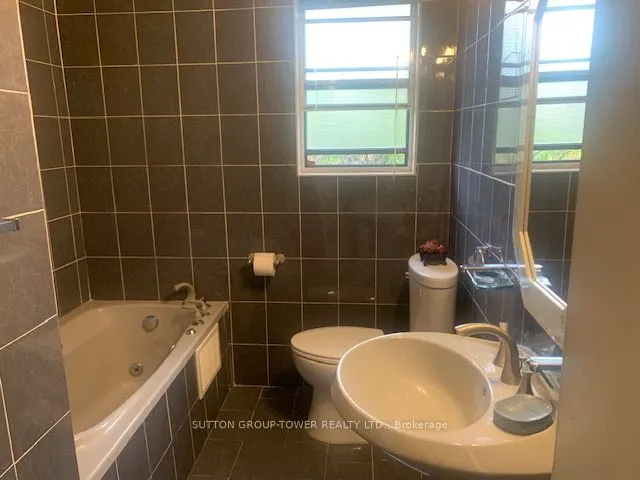 121 Denbigh Crescent