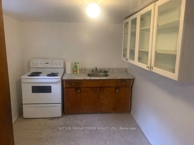 121 Denbigh Crescent