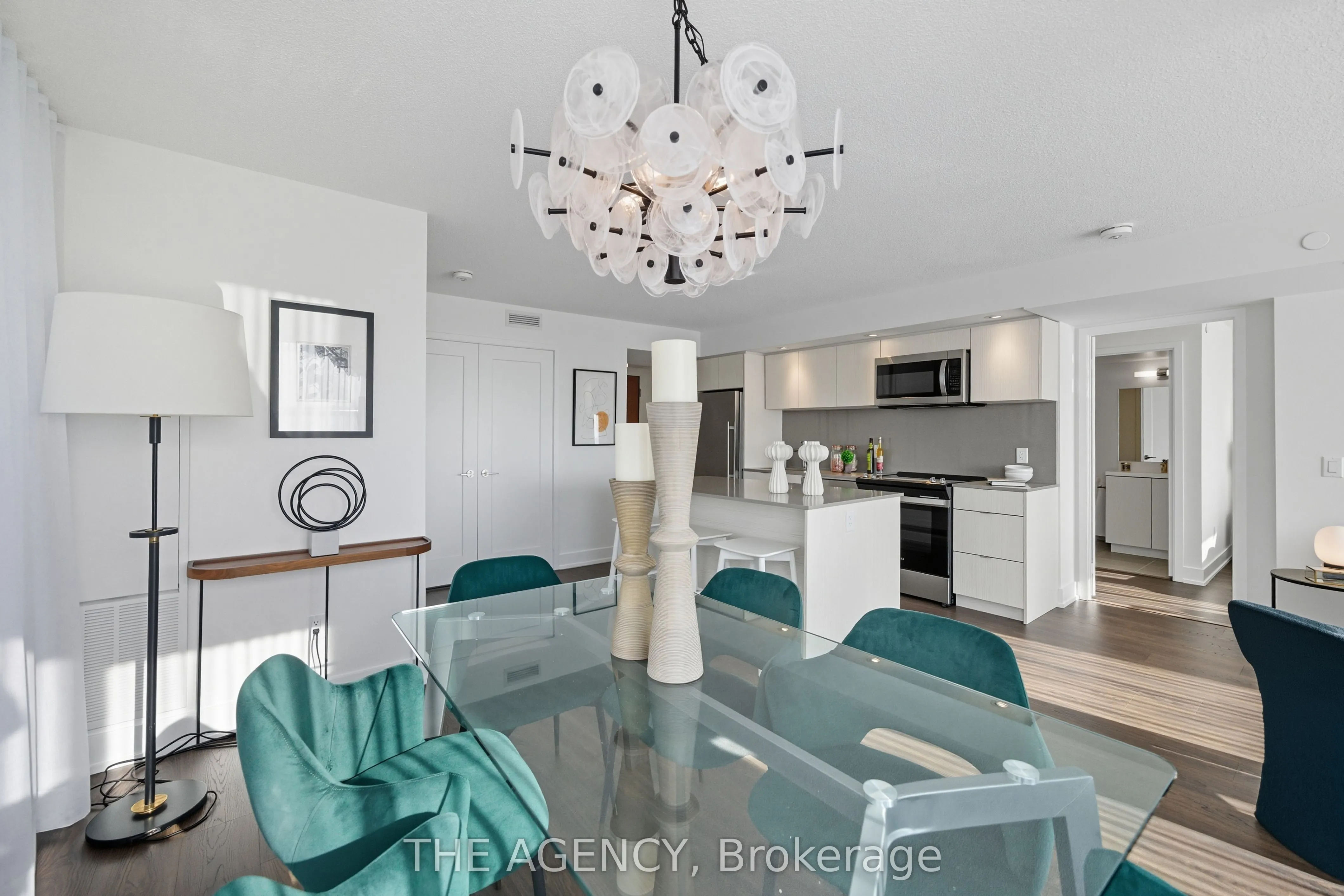 10 Eva Road, #2104