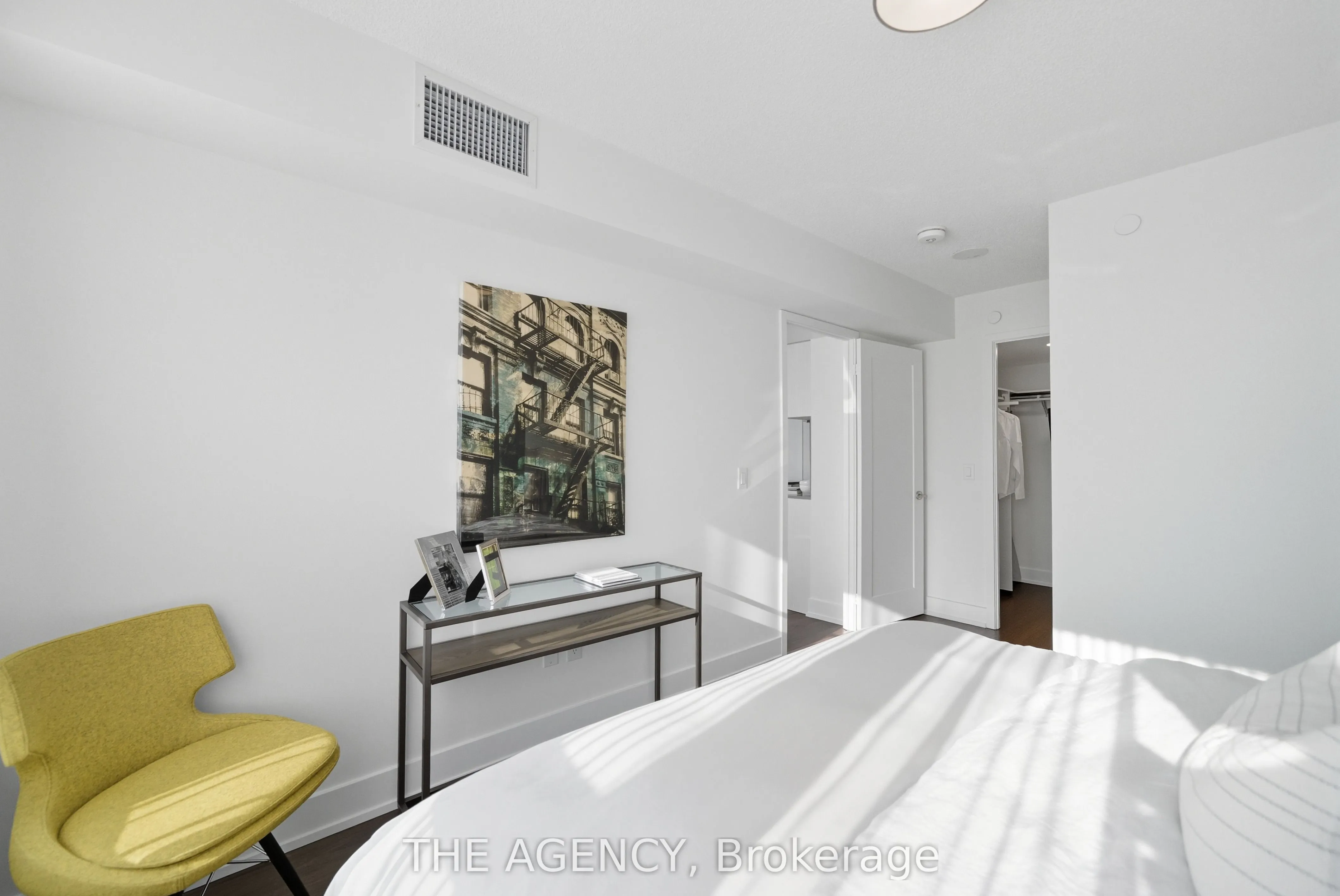 10 Eva Road, #2104
