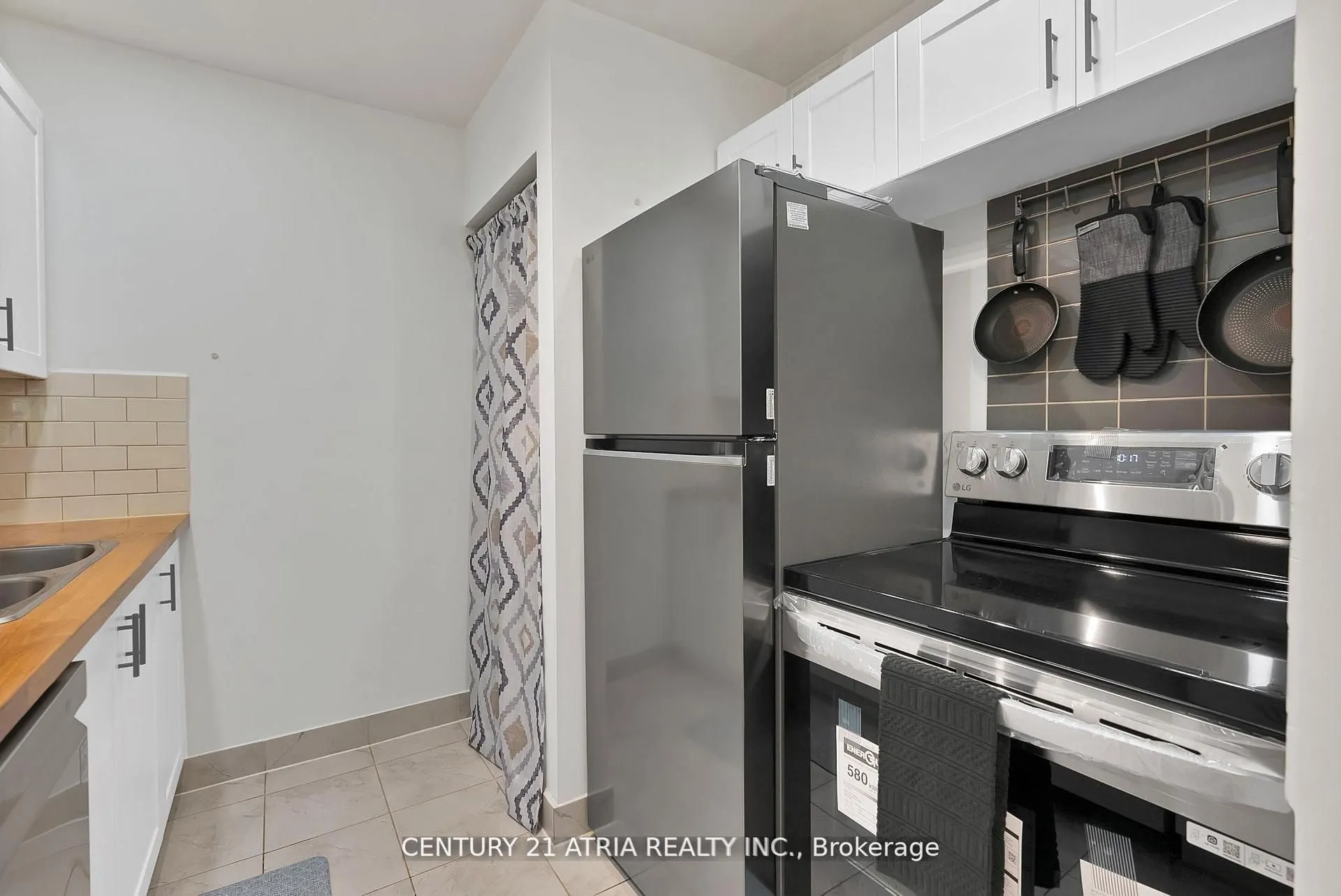 65 Trailwood Drive, #523
