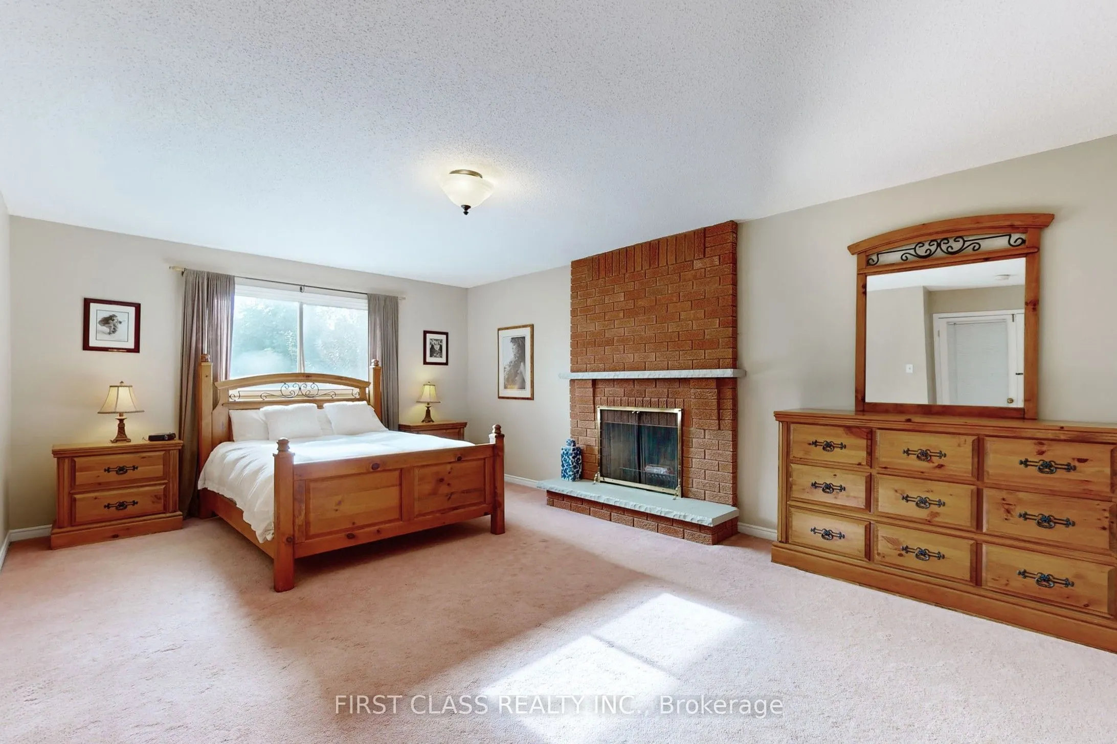 7 Kenpark Avenue