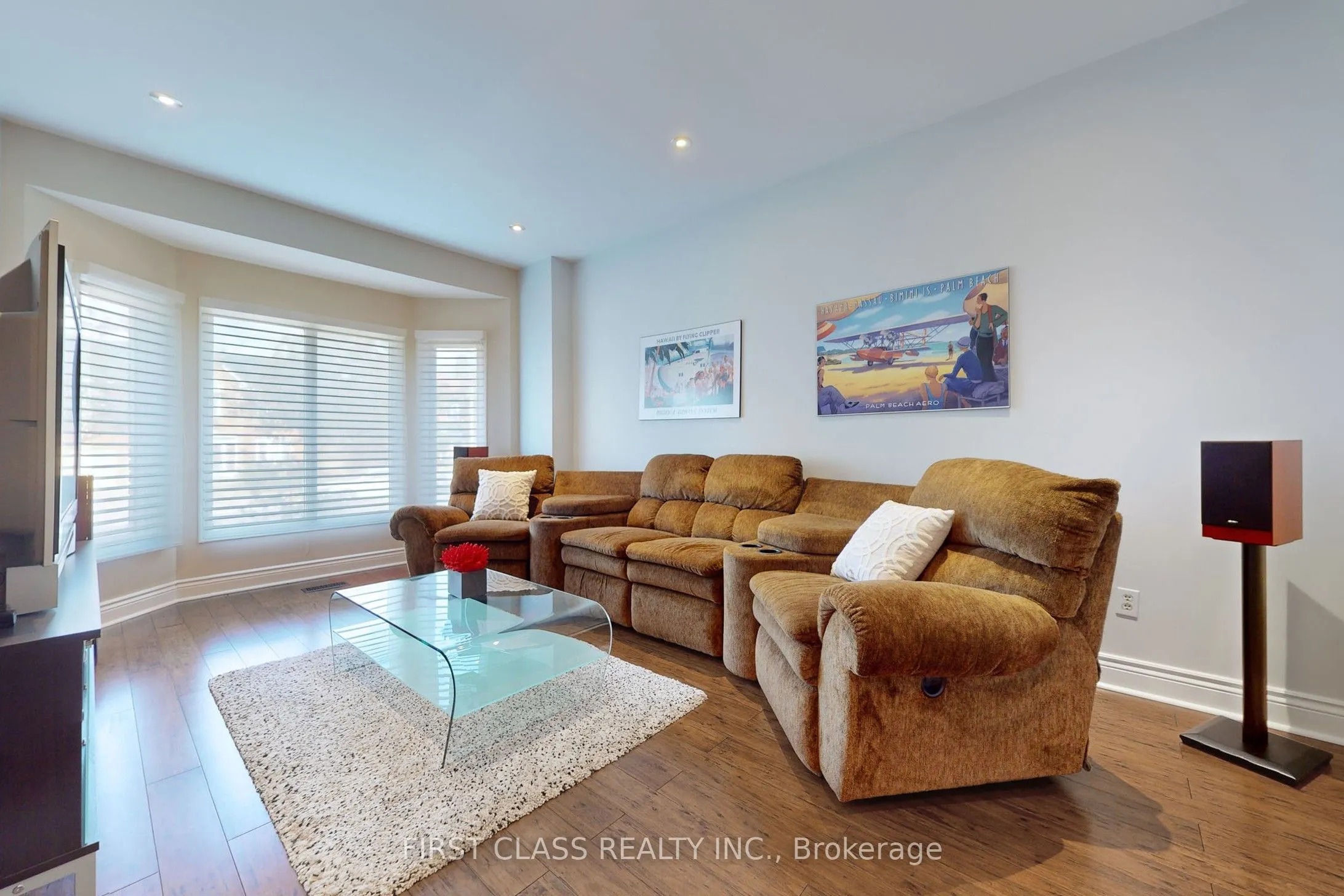 7 Kenpark Avenue