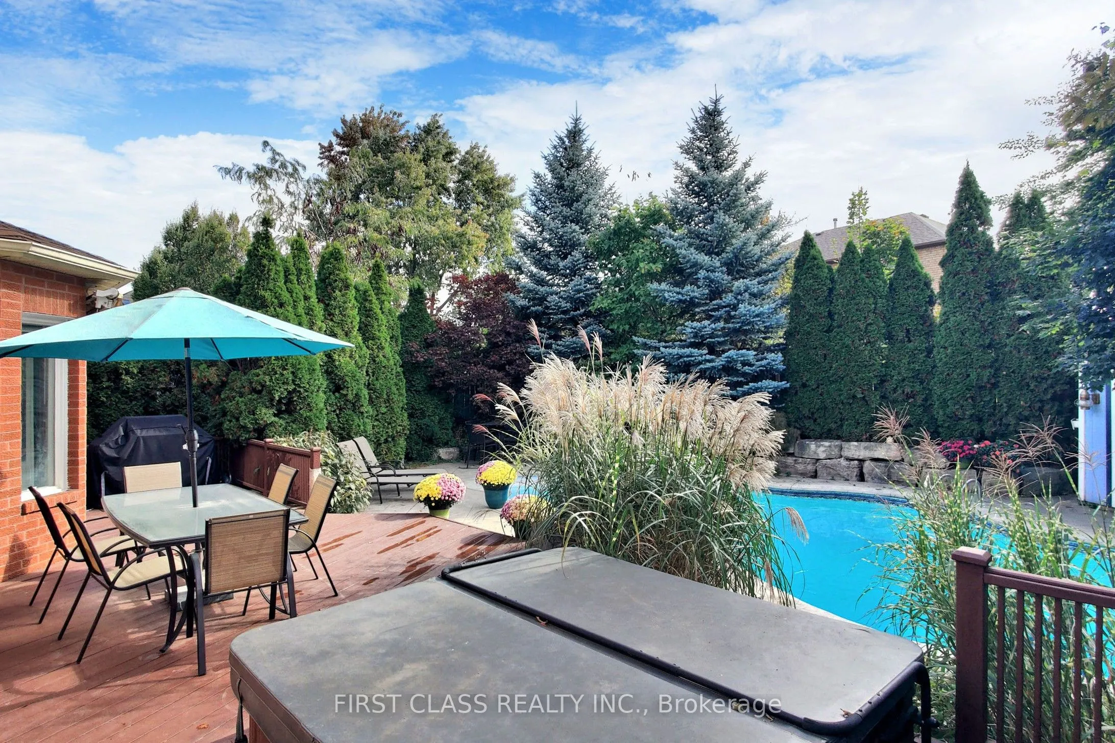 7 Kenpark Avenue