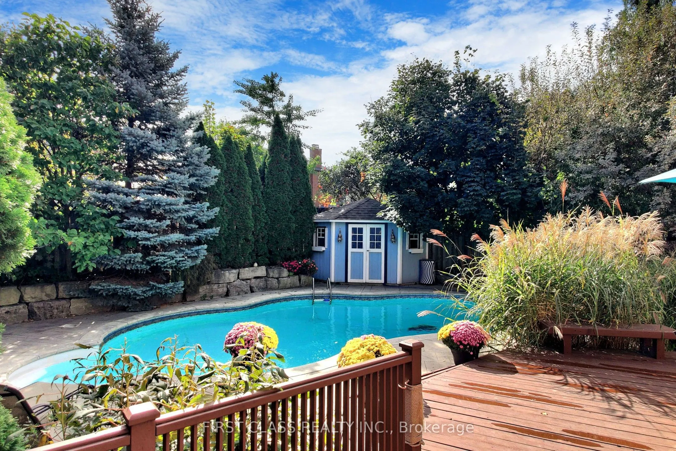 7 Kenpark Avenue