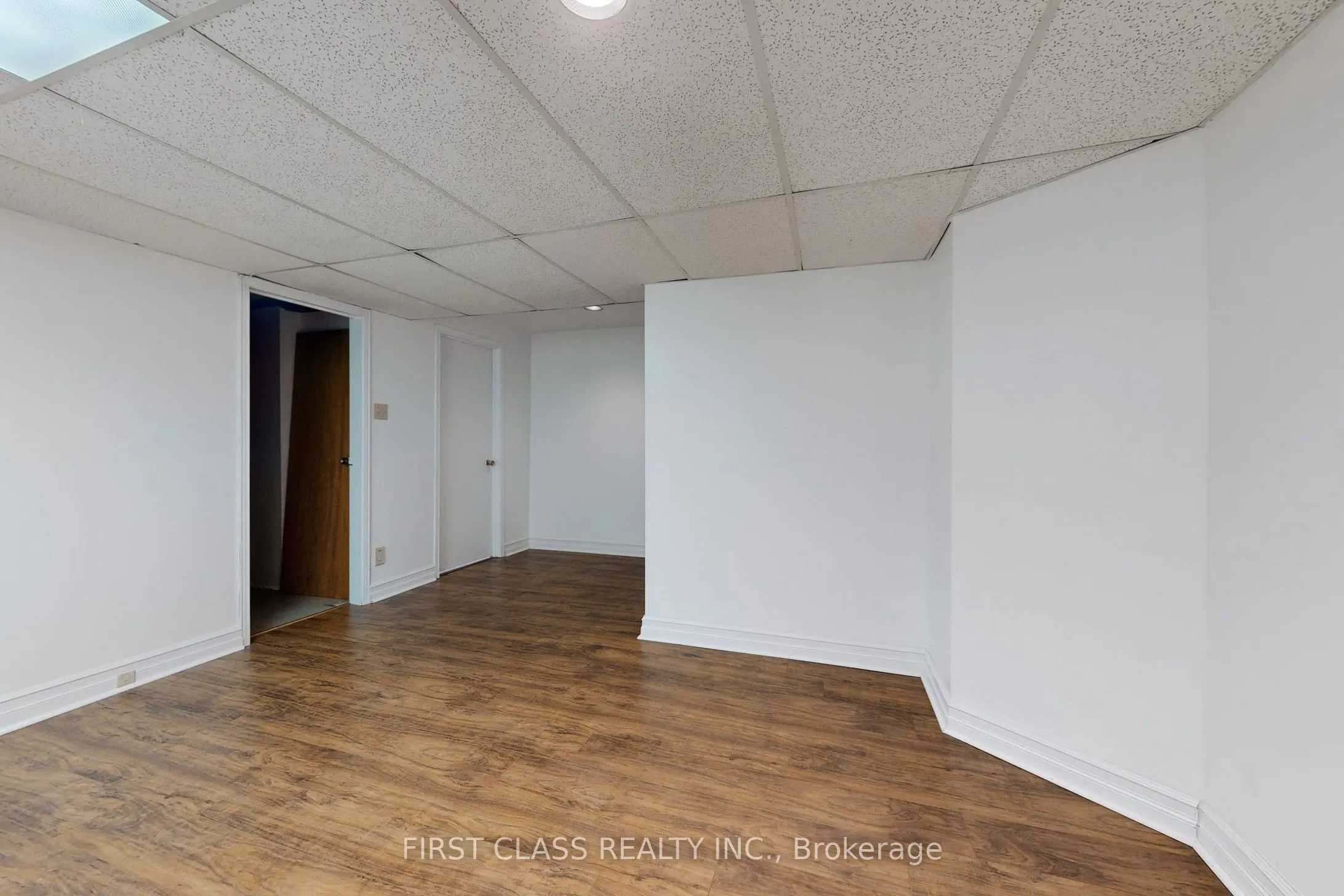 7 Kenpark Avenue