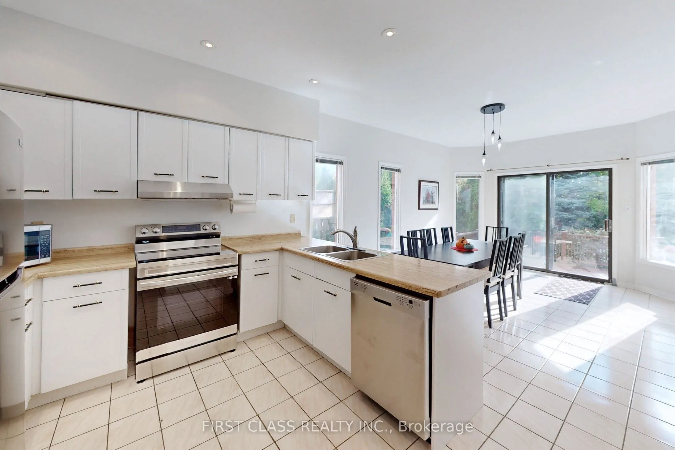 7 Kenpark Avenue