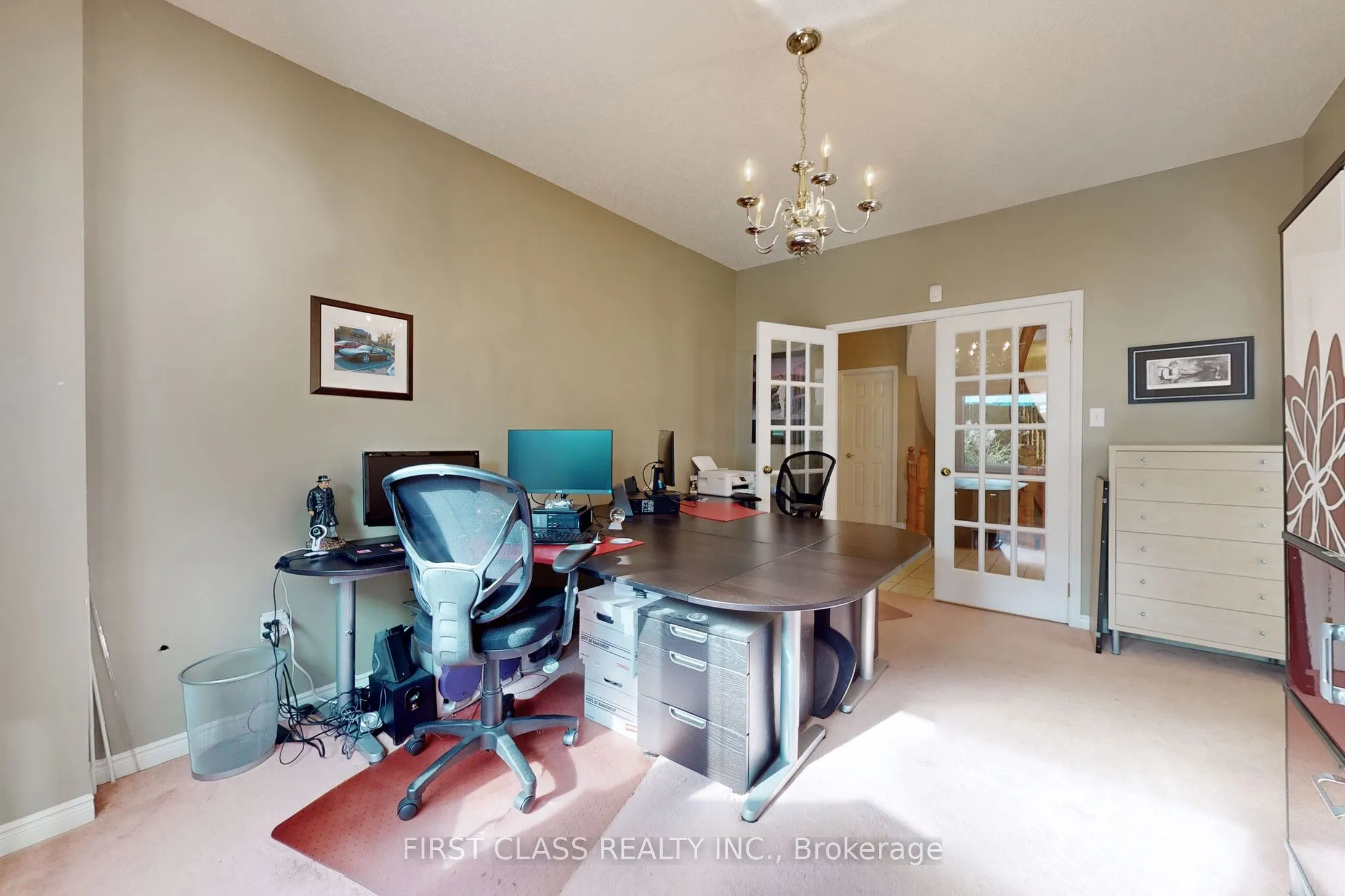 7 Kenpark Avenue
