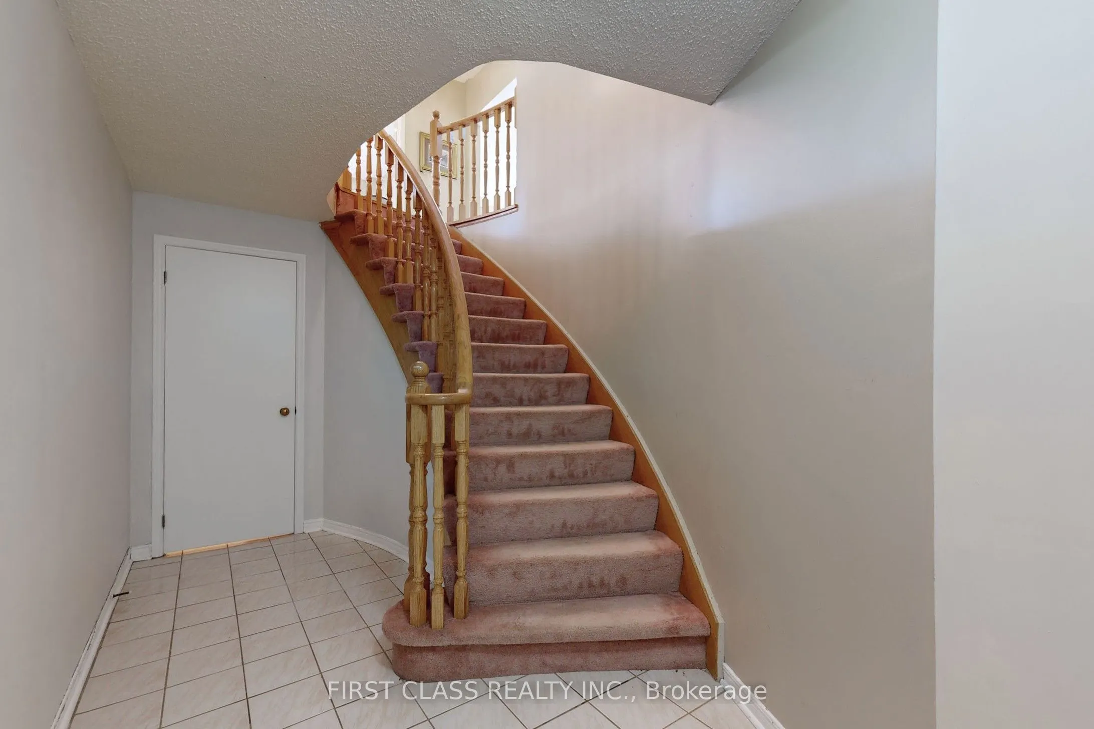 7 Kenpark Avenue