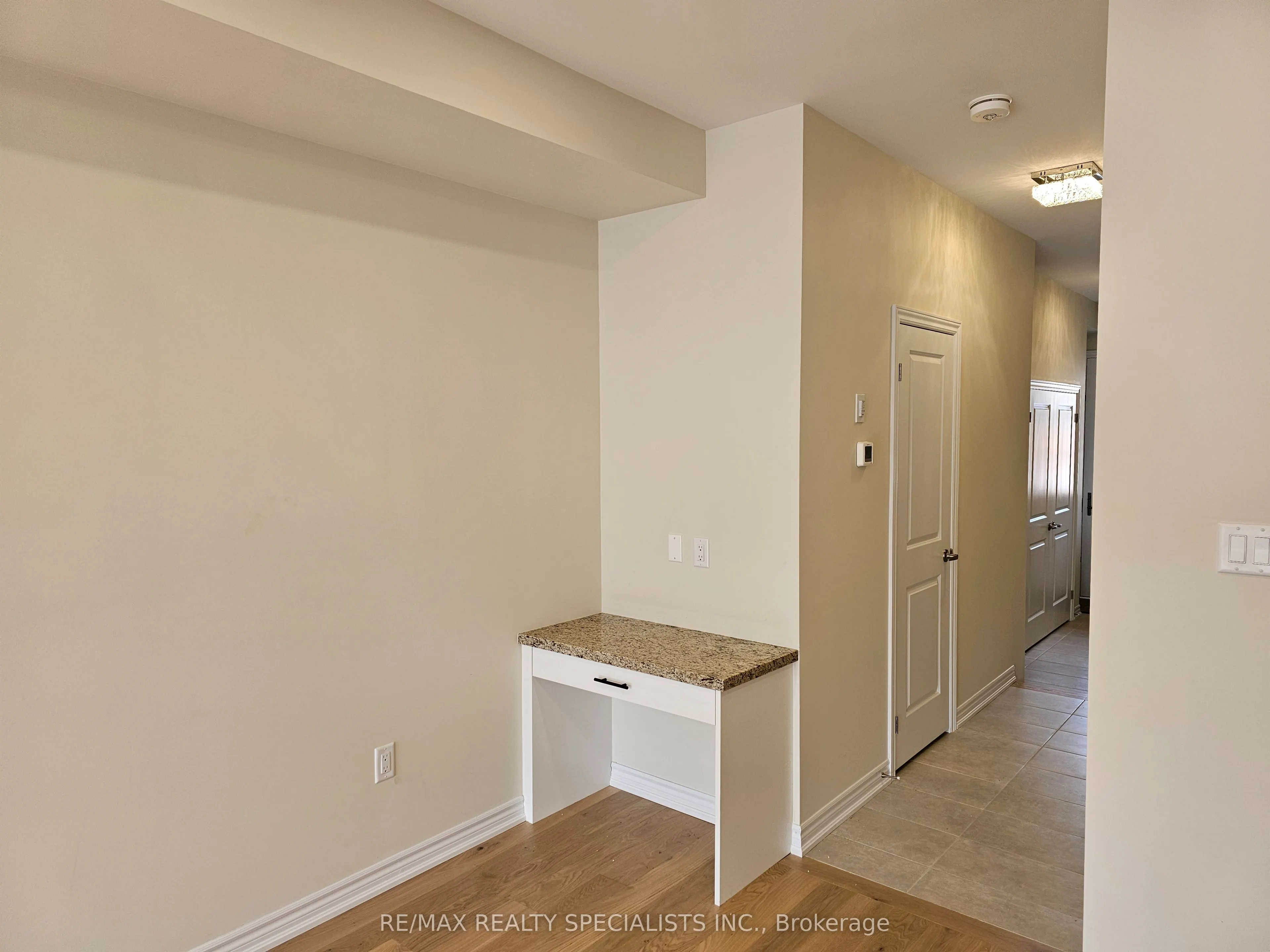 2080 Coppenwood   Common