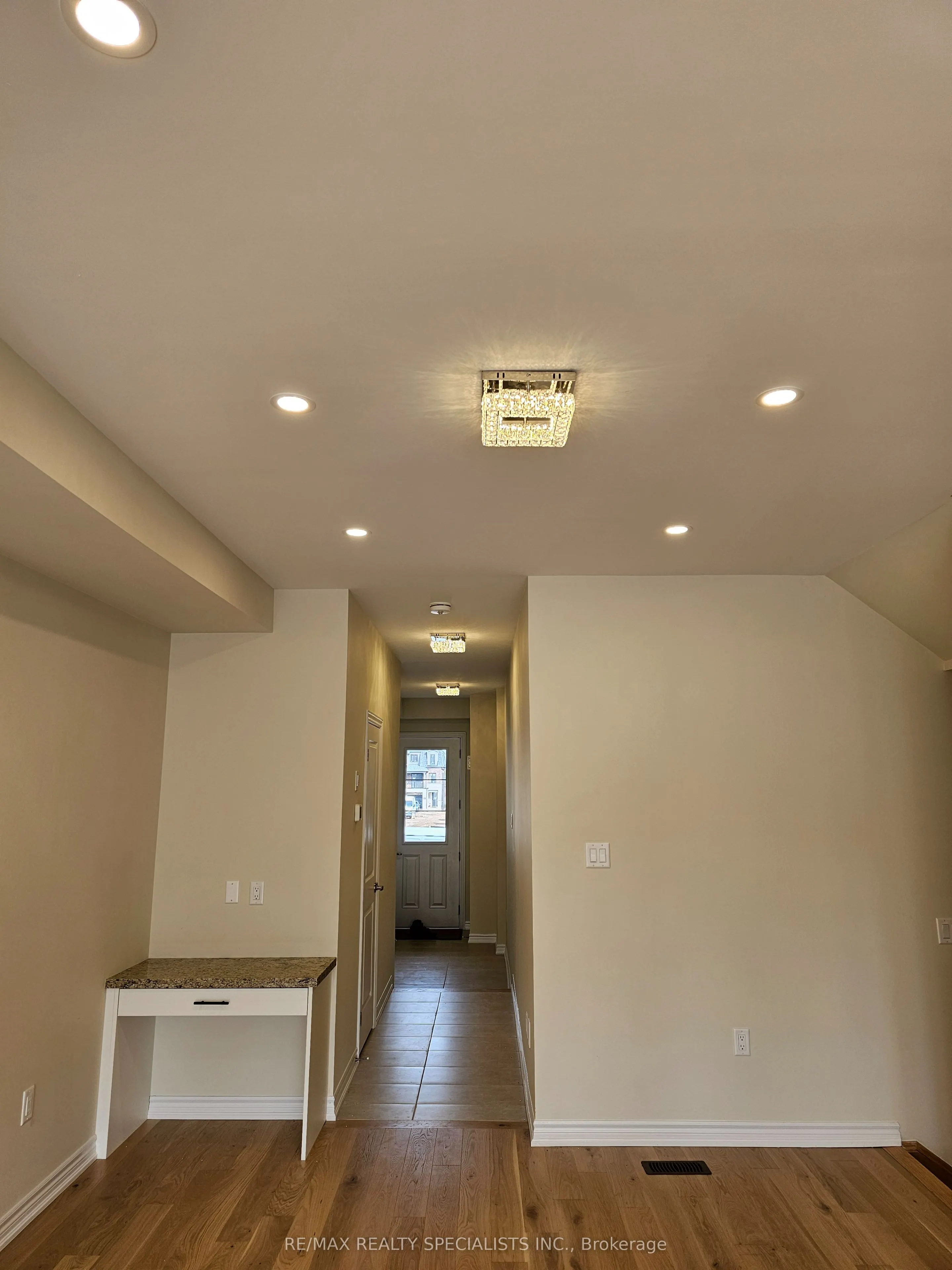 2080 Coppenwood   Common