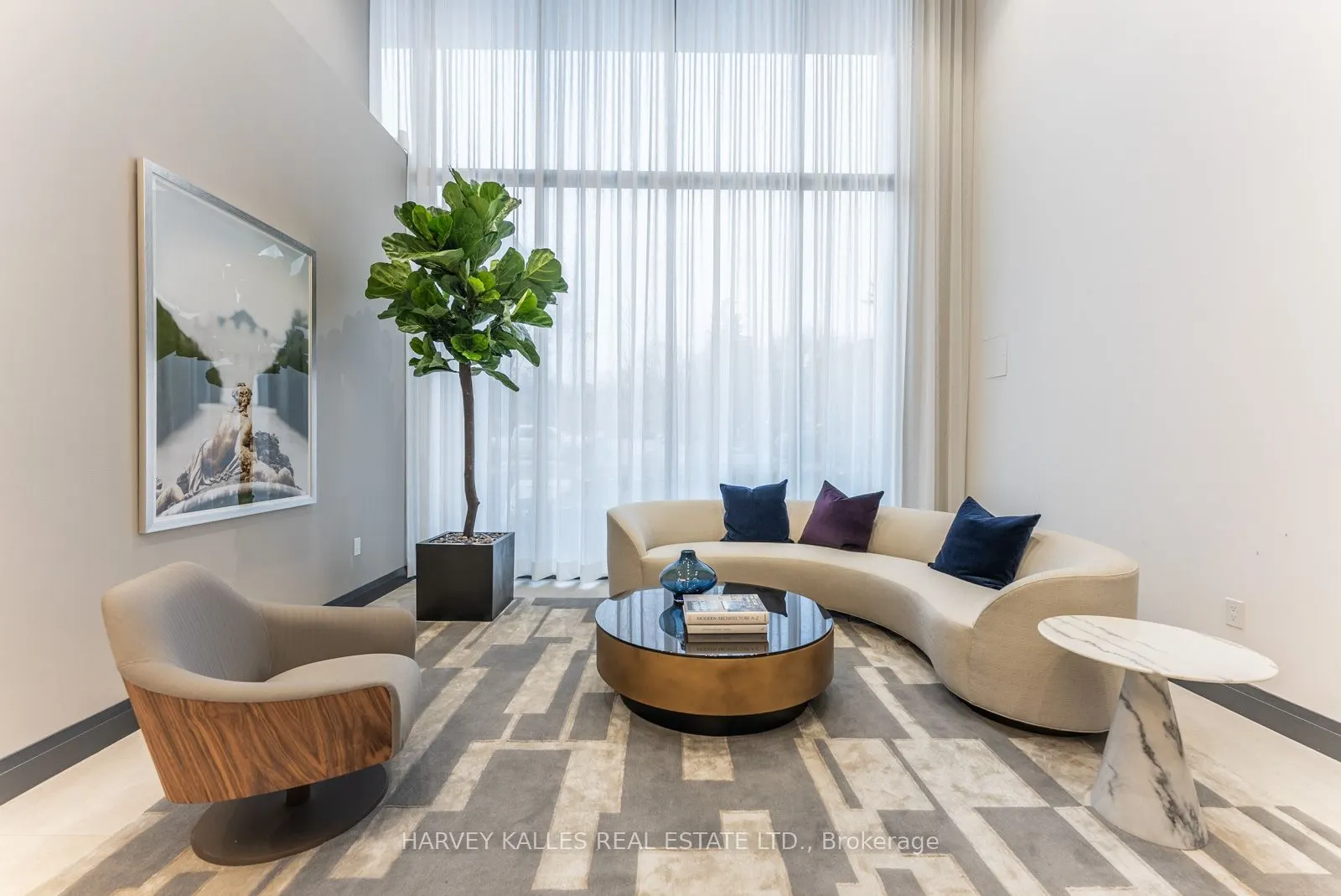 293 The Kingsway, #521