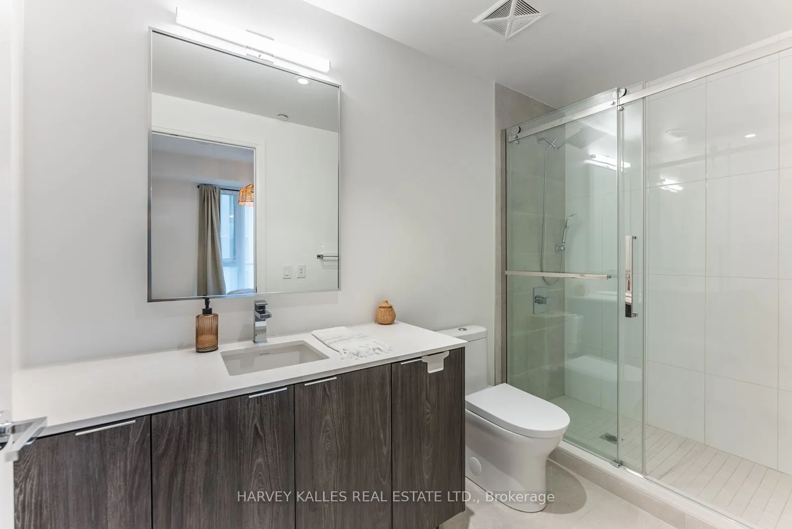 293 The Kingsway, #521