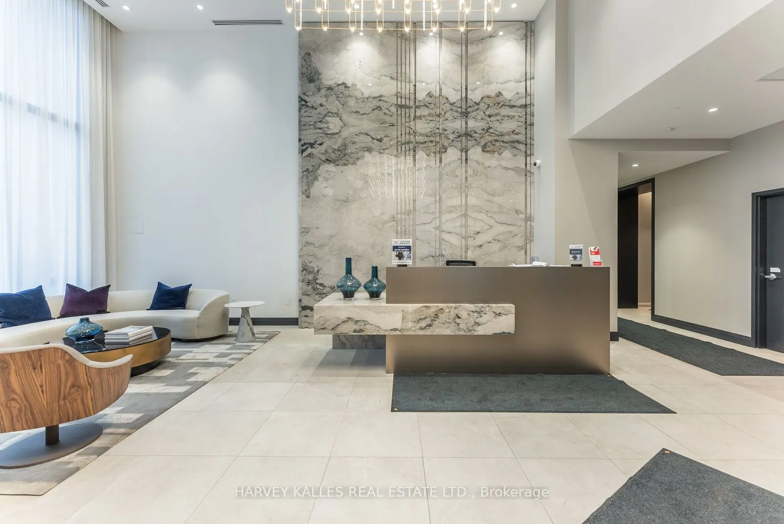 293 The Kingsway, #521