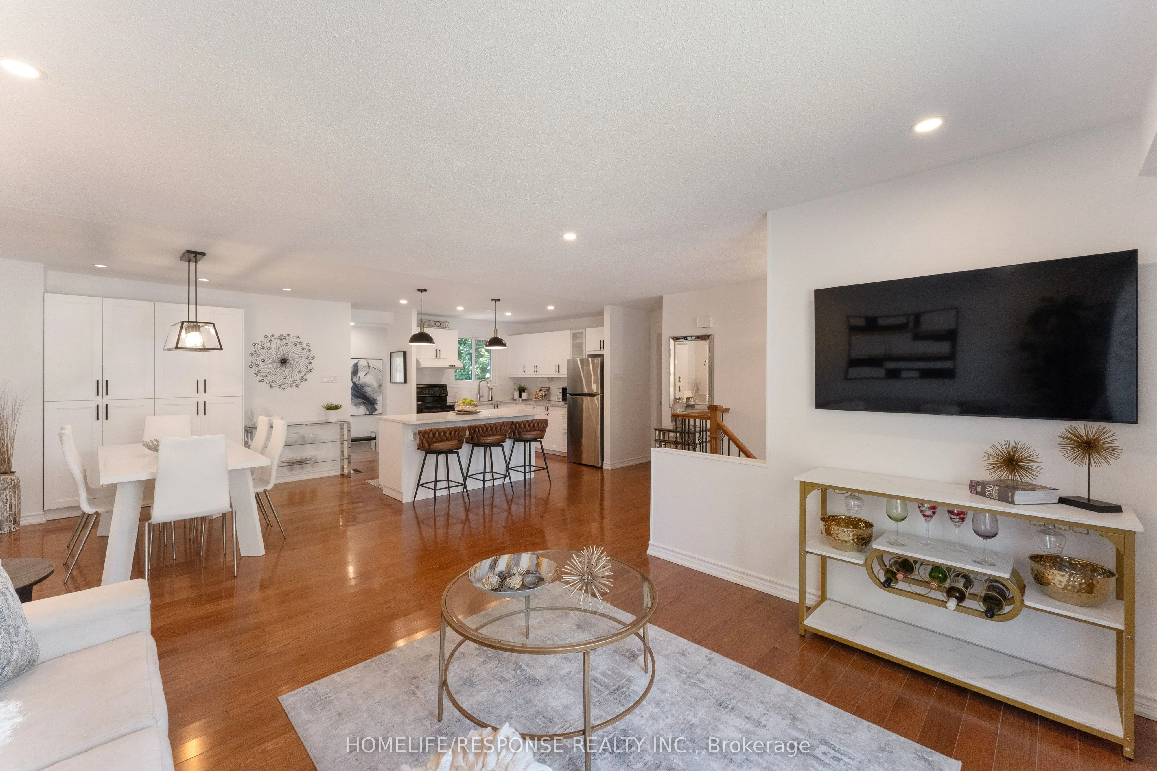 2112 SOUTH MILLWAY