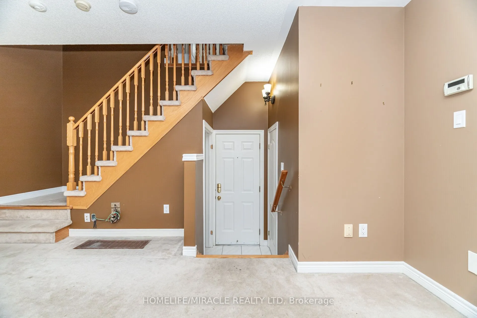 7064 Walworth Court