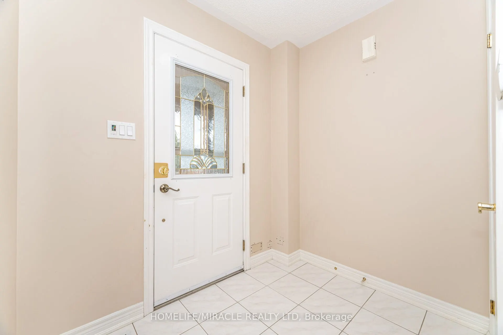 7064 Walworth Court