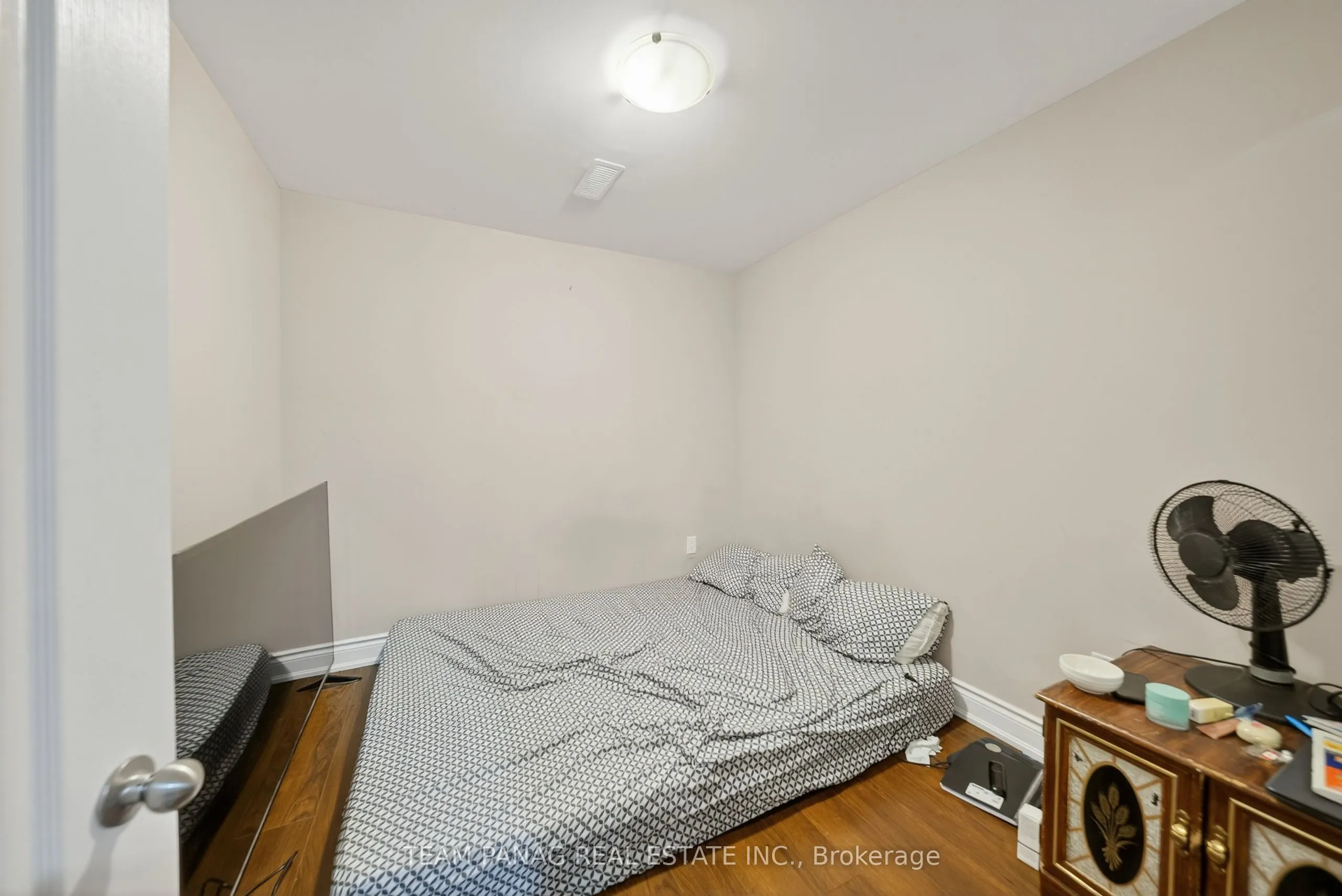 72 Feather Reed Way
