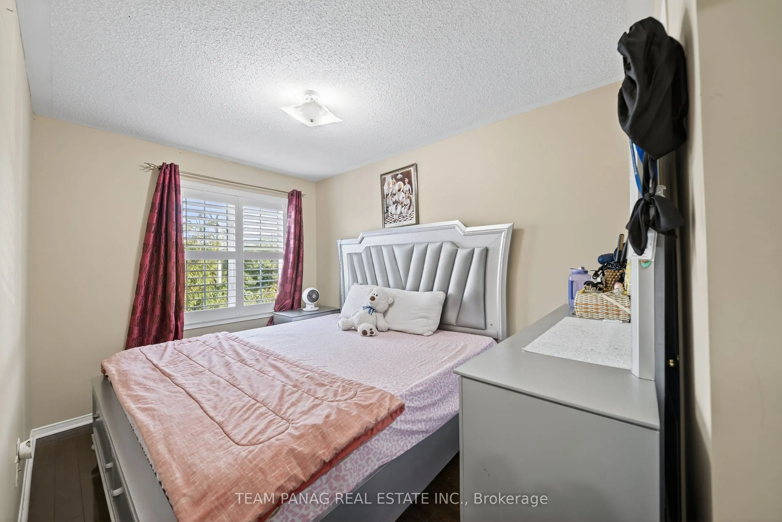 72 Feather Reed Way