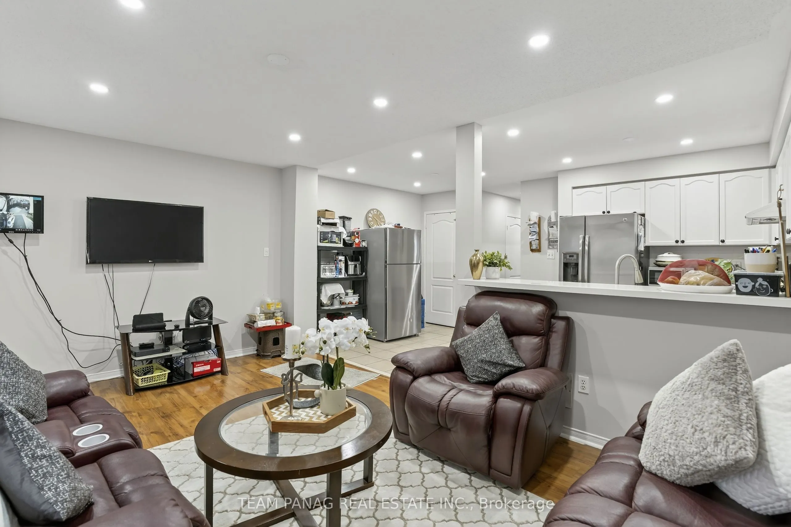 72 Feather Reed Way