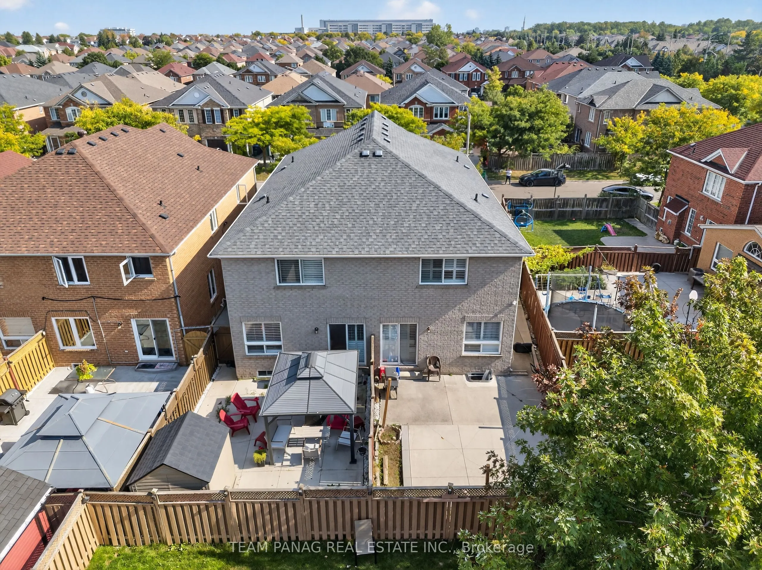 72 Feather Reed Way