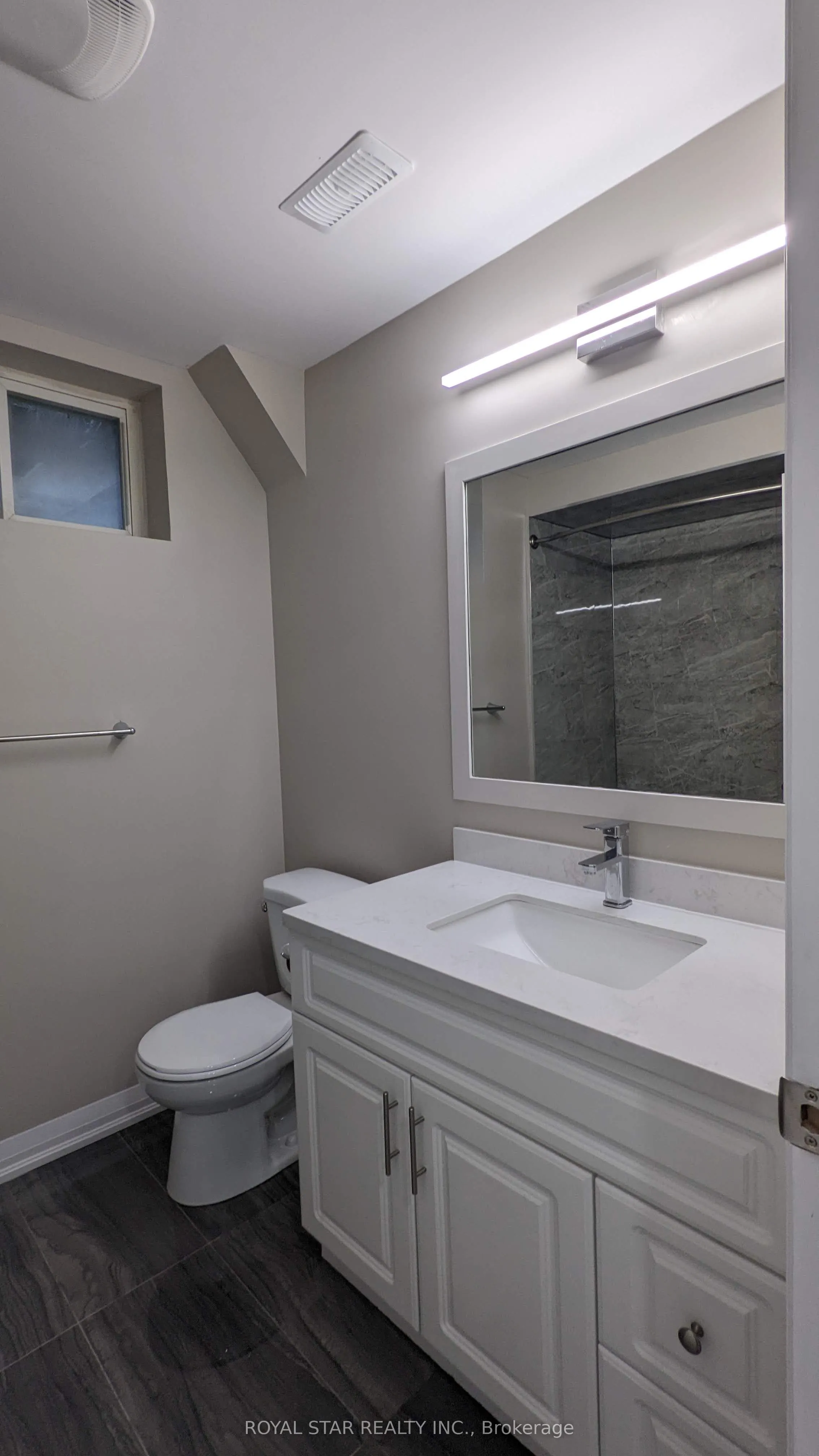 4051 Dunmow Crescent, #Bsmt
