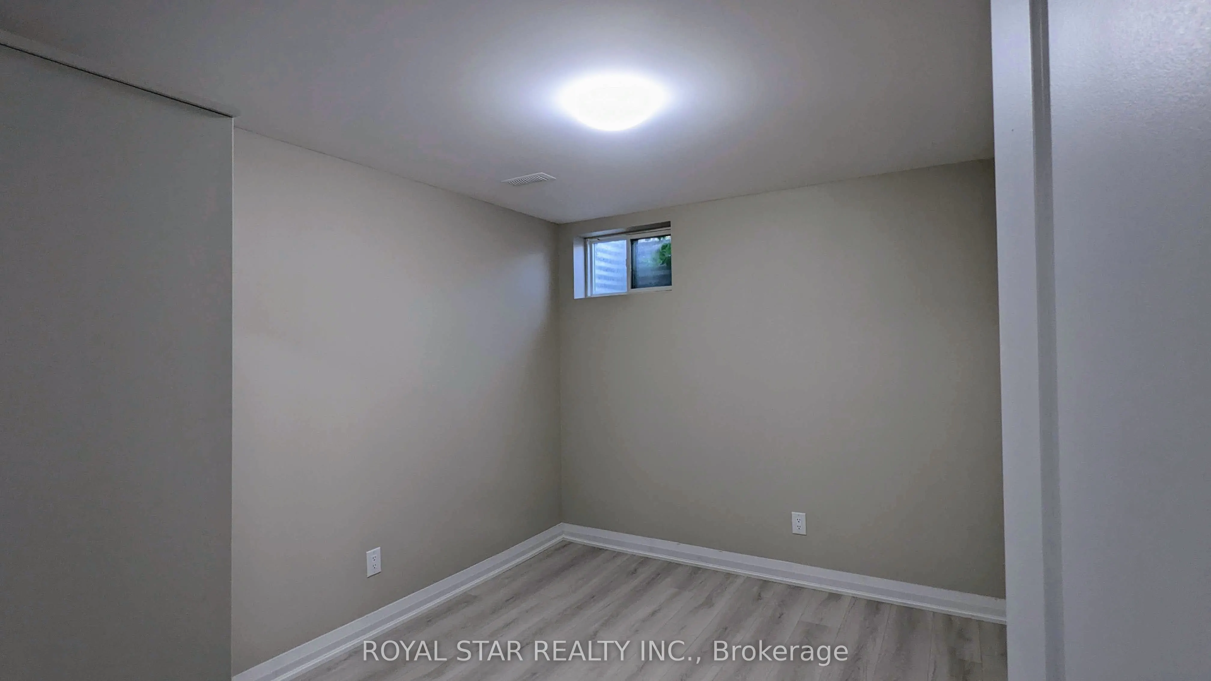 4051 Dunmow Crescent, #Bsmt