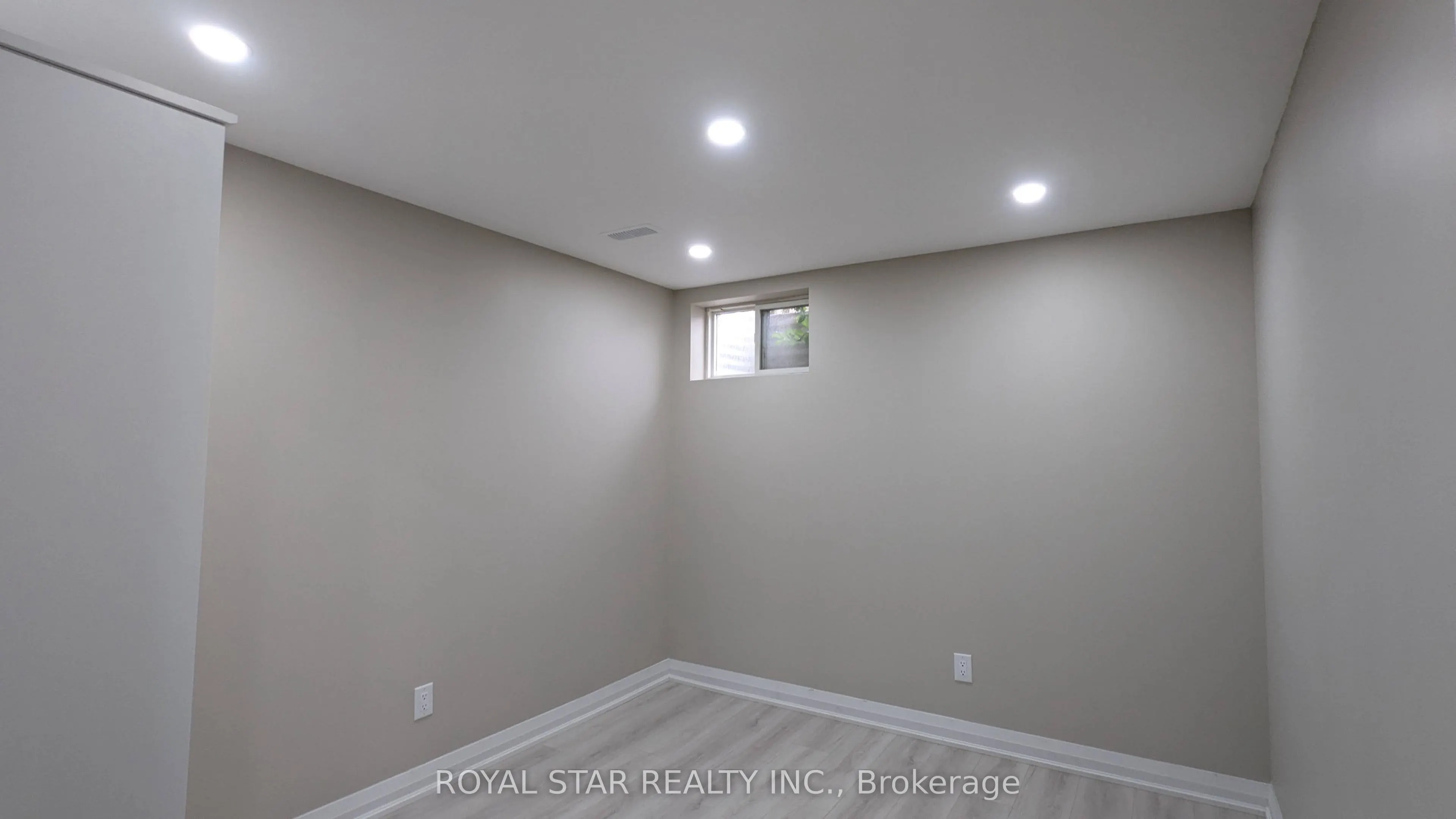 4051 Dunmow Crescent, #Bsmt