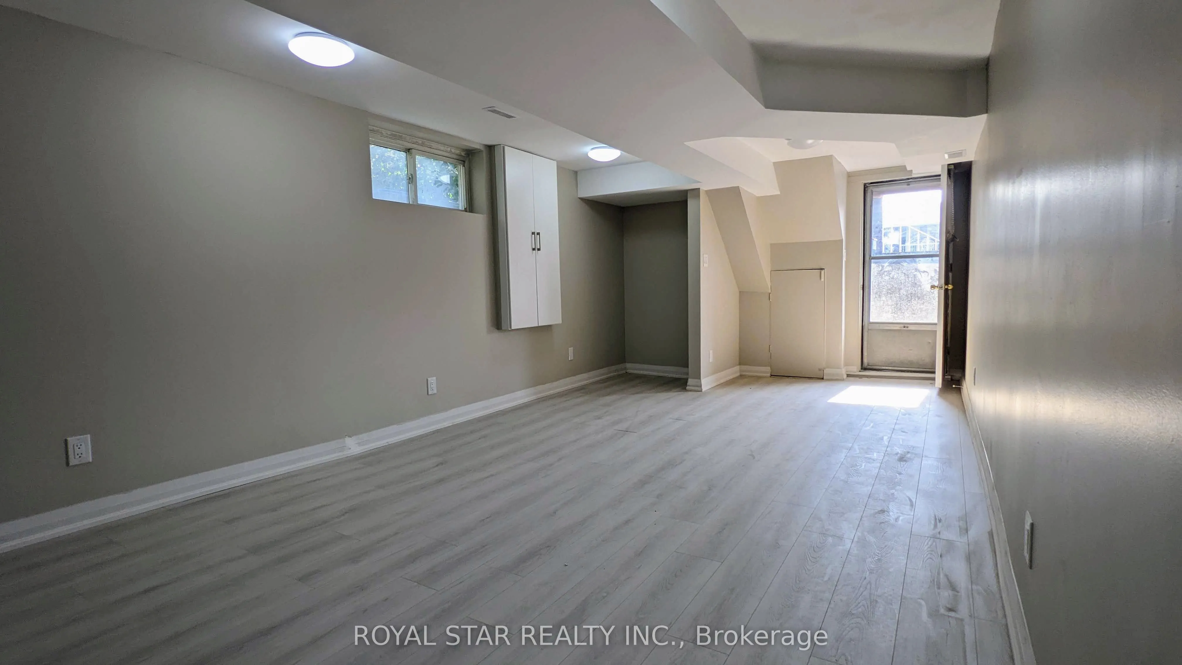 4051 Dunmow Crescent, #Bsmt