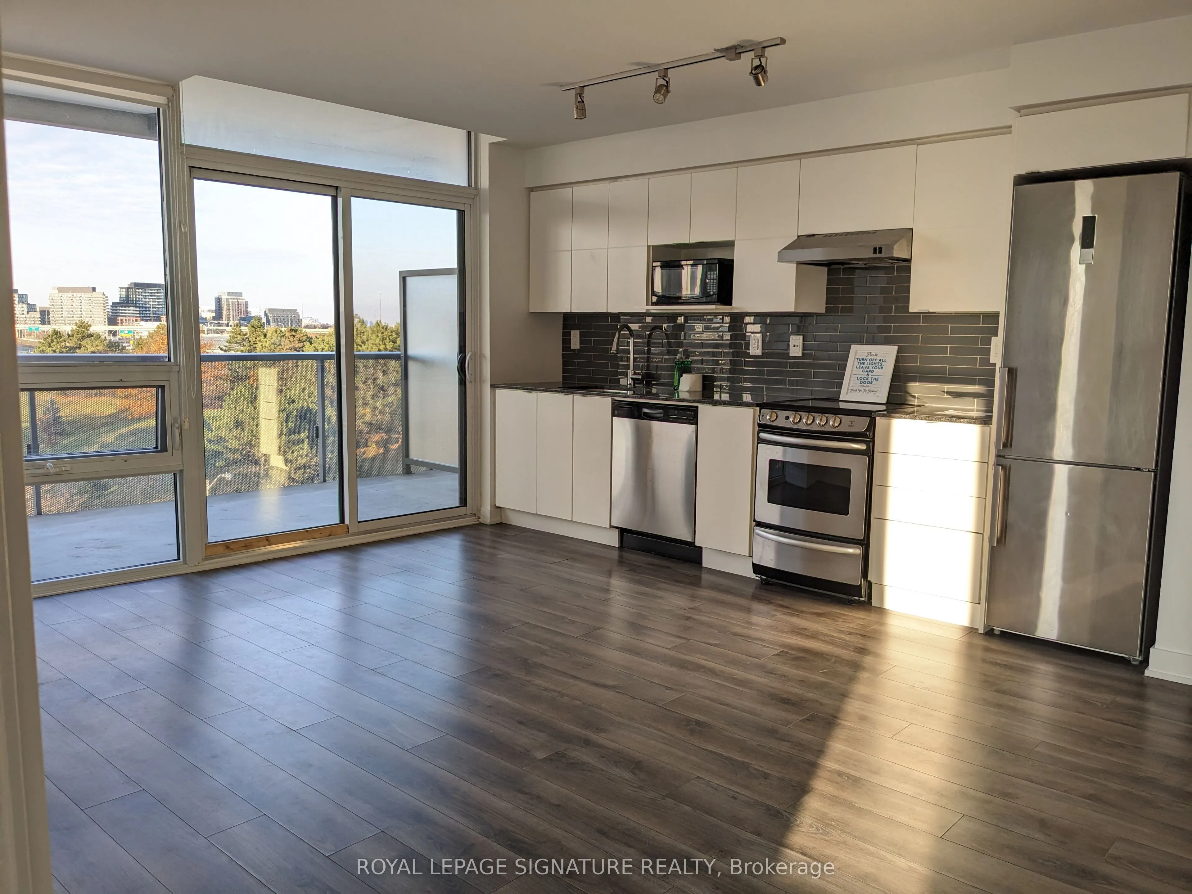 160 Flemington Road, #714