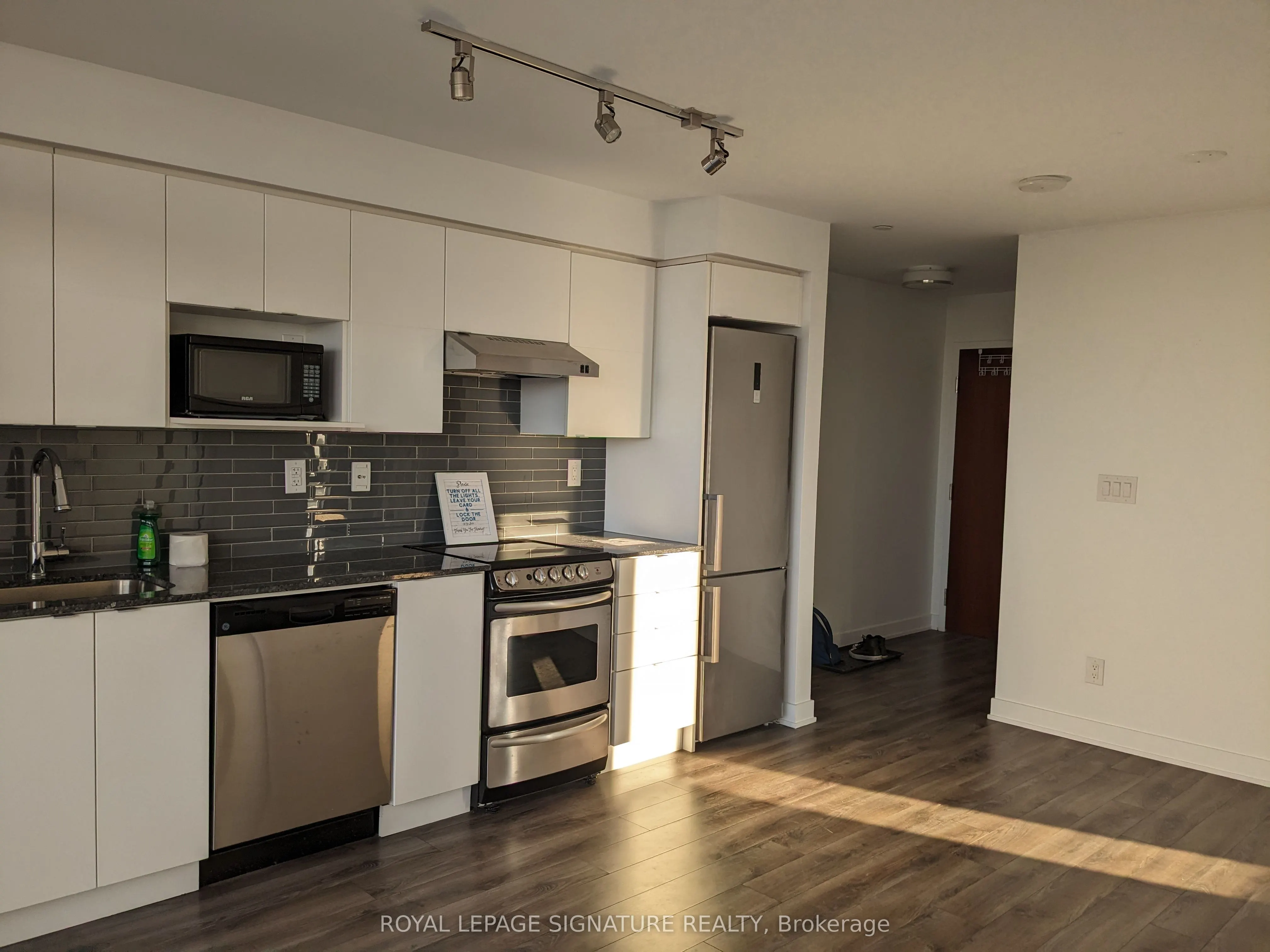 160 Flemington Road, #714