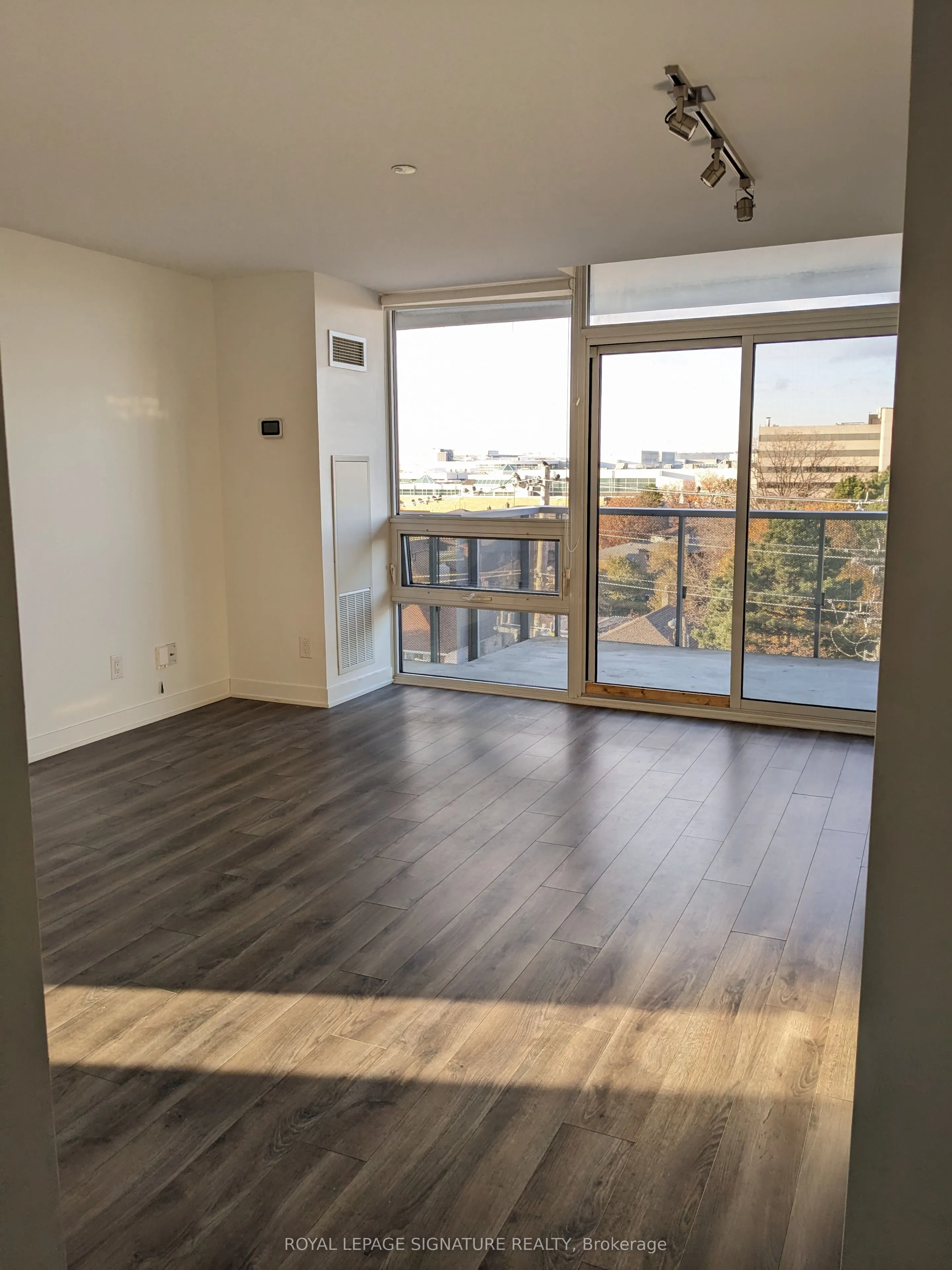 160 Flemington Road, #714