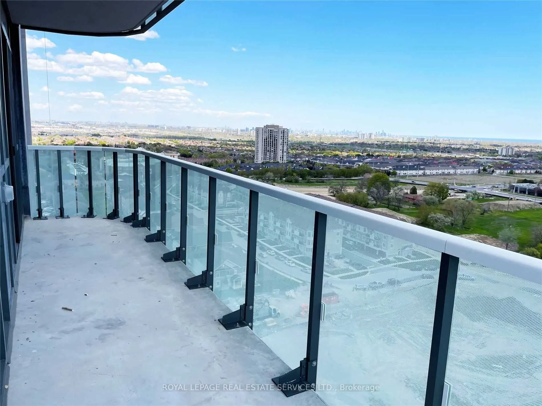 8 Nahani Way, #1909