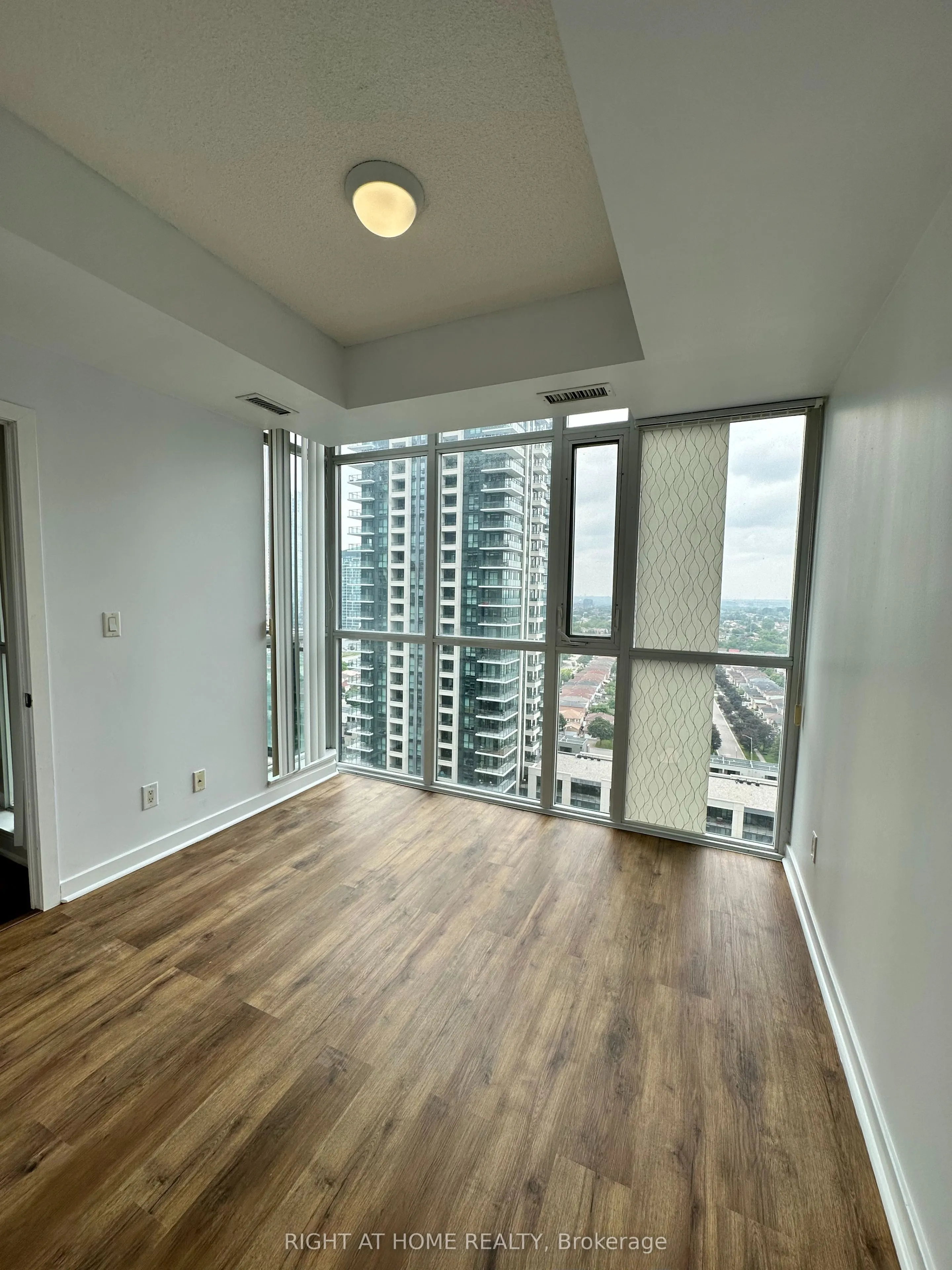 4070 Confederation Parkway, #1806