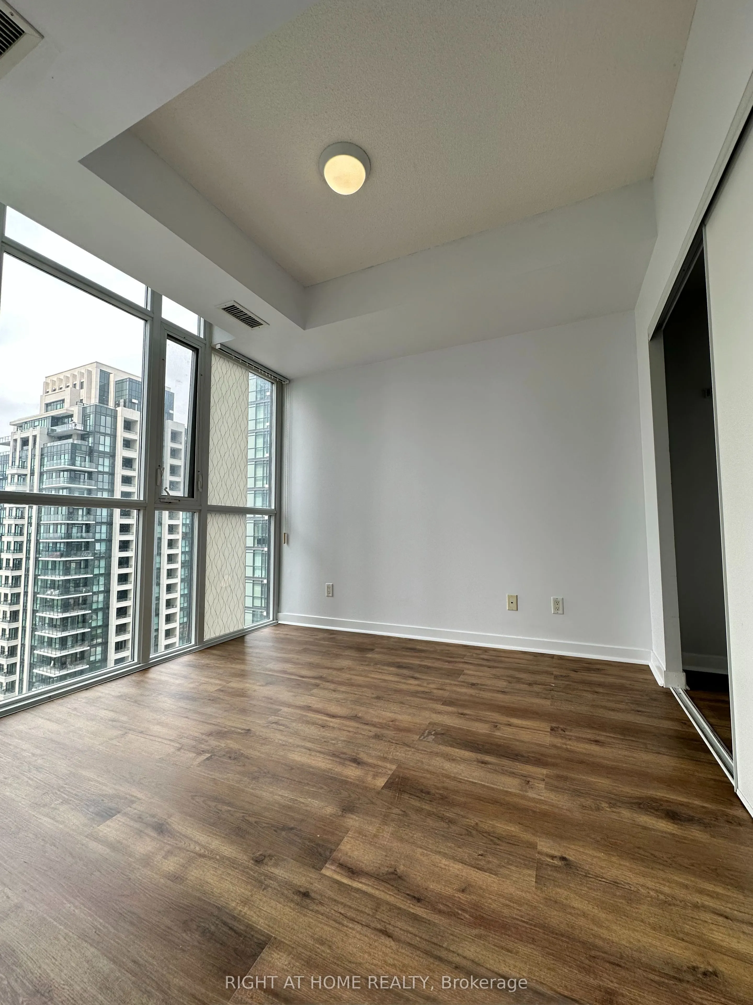4070 Confederation Parkway, #1806