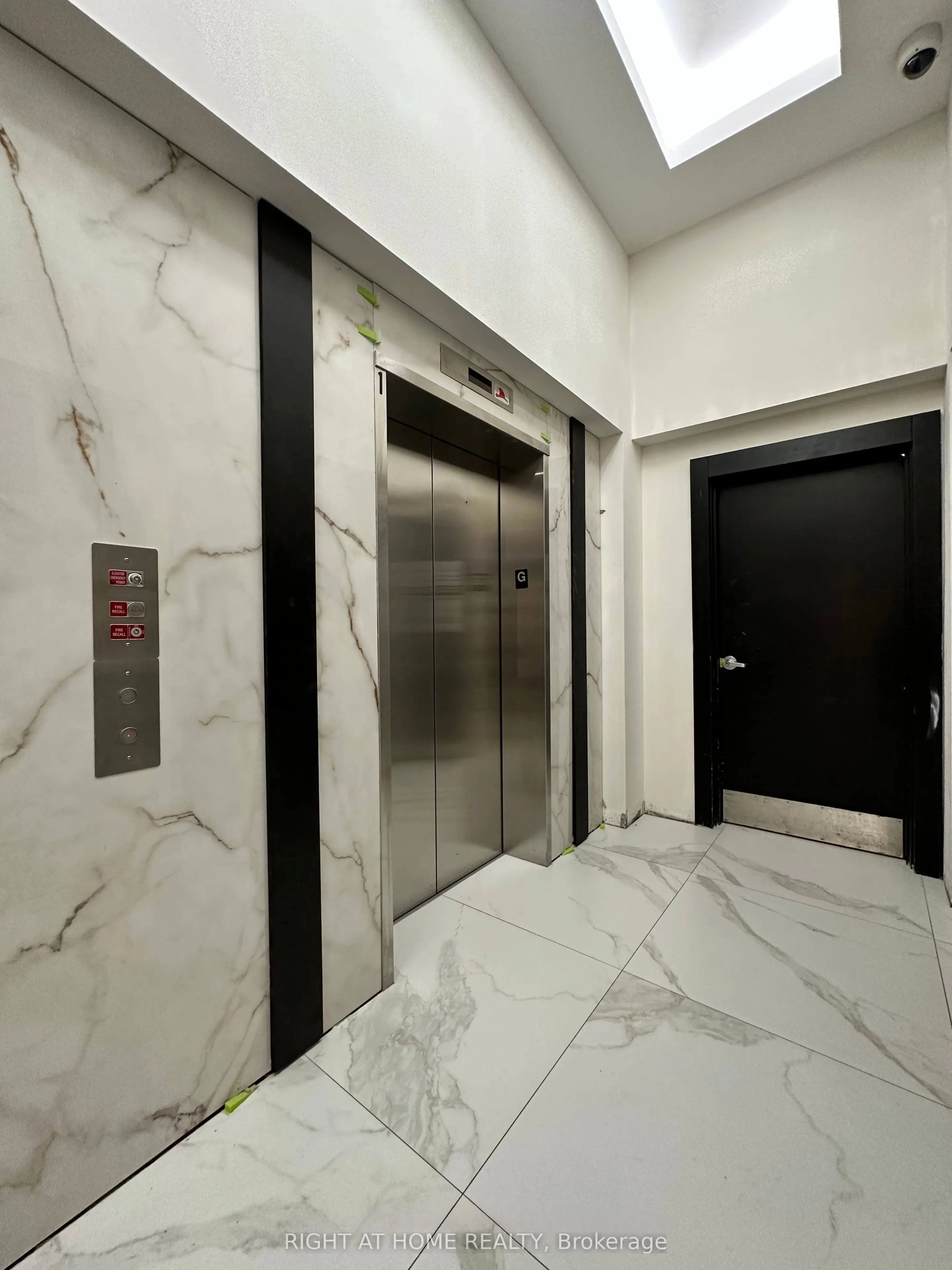 4070 Confederation Parkway, #1806