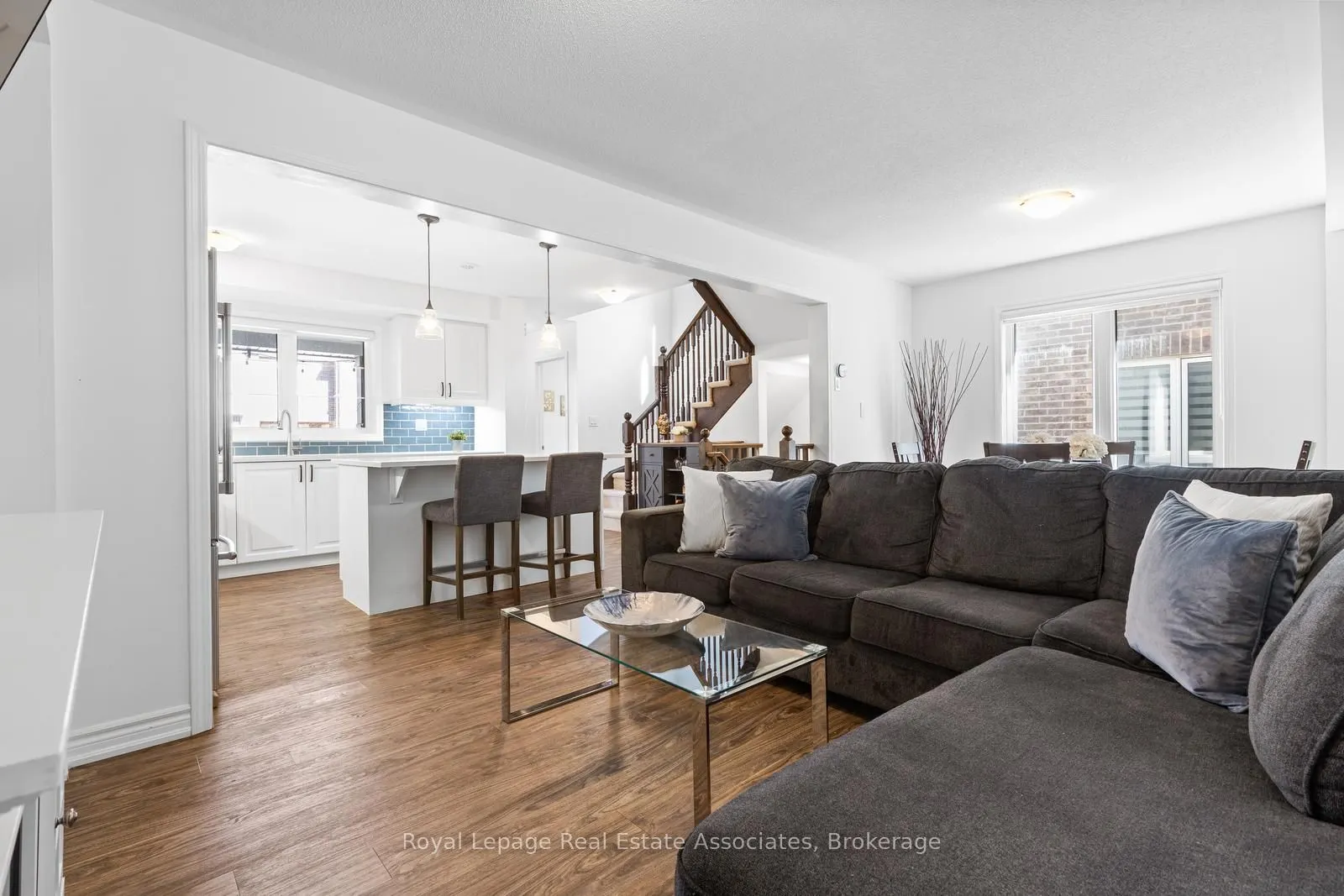 1266 Hop Place