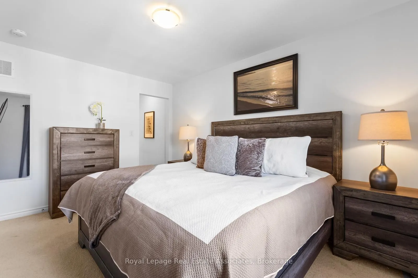 1266 Hop Place