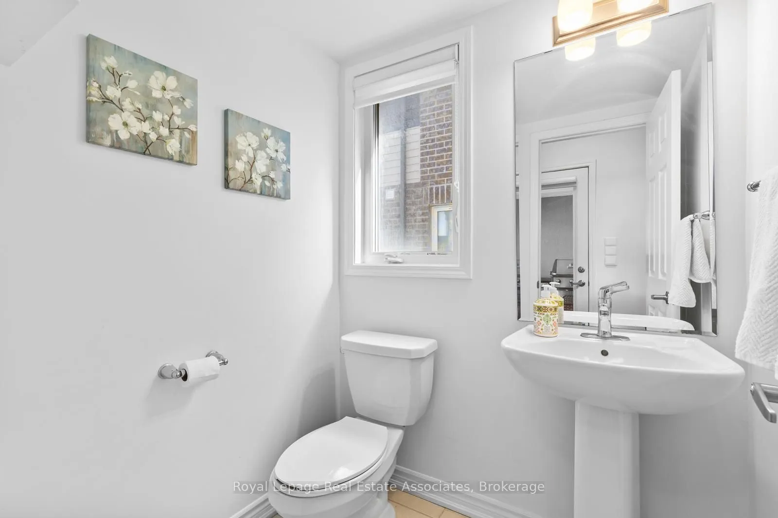 1266 Hop Place