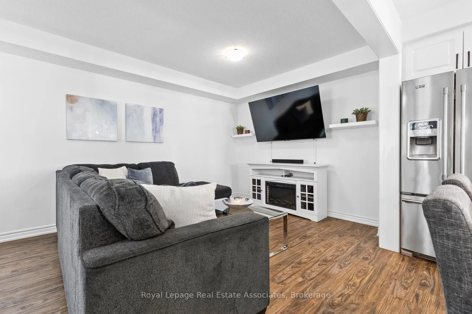 1266 Hop Place