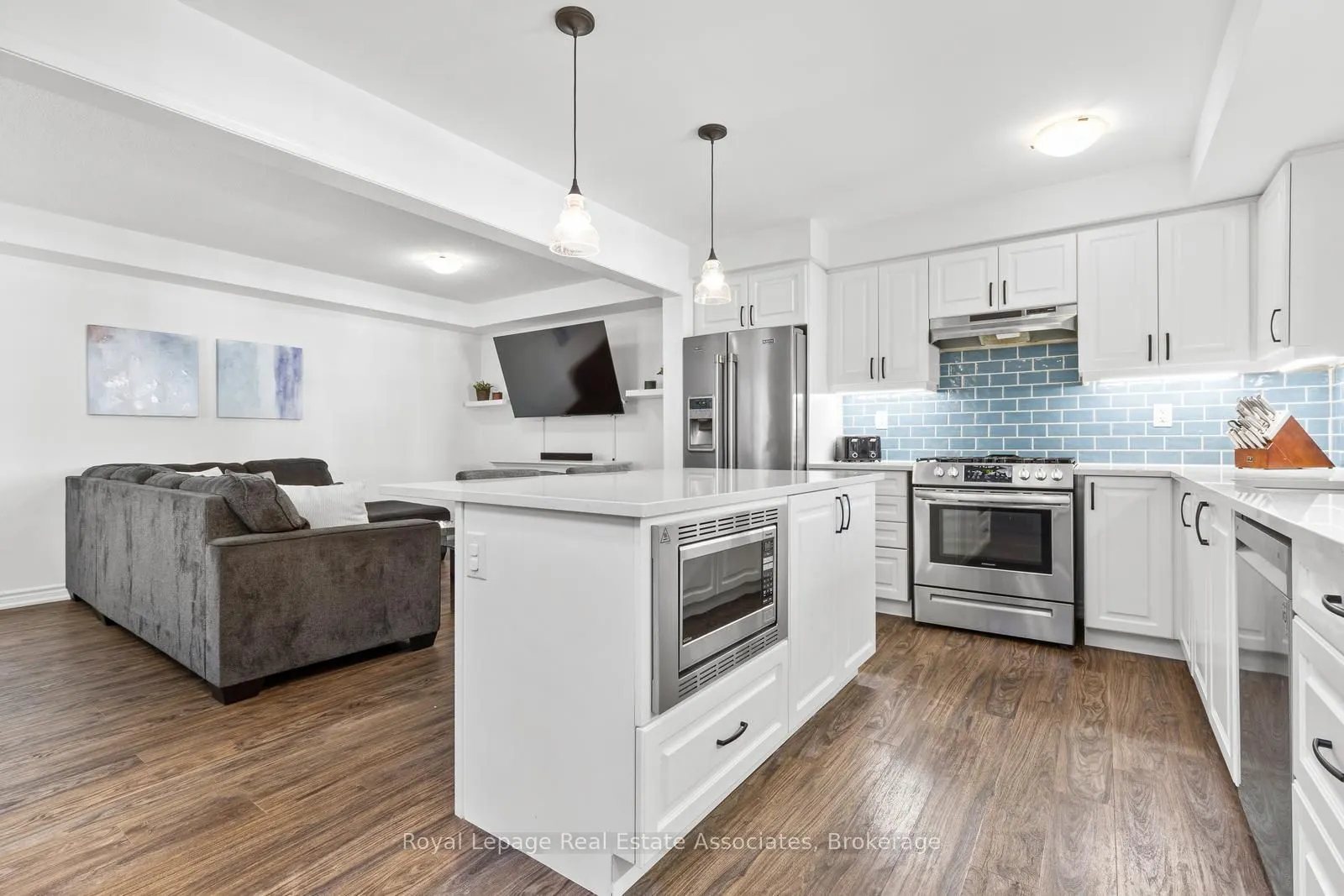 1266 Hop Place