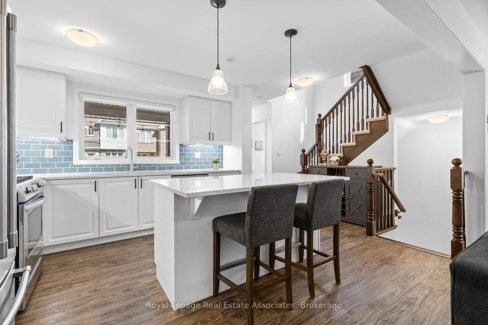 1266 Hop Place