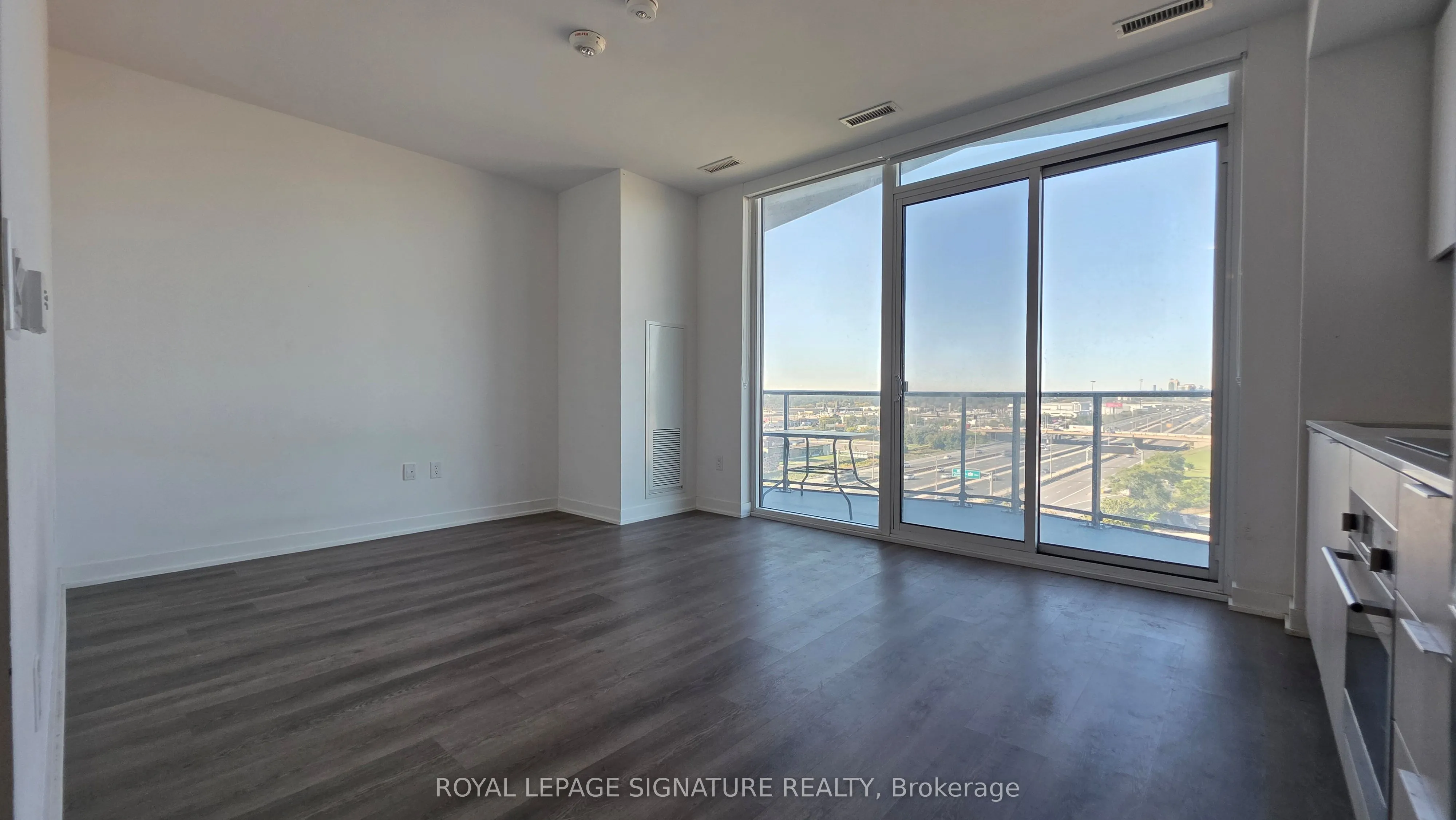 36 Zorra Street, #910