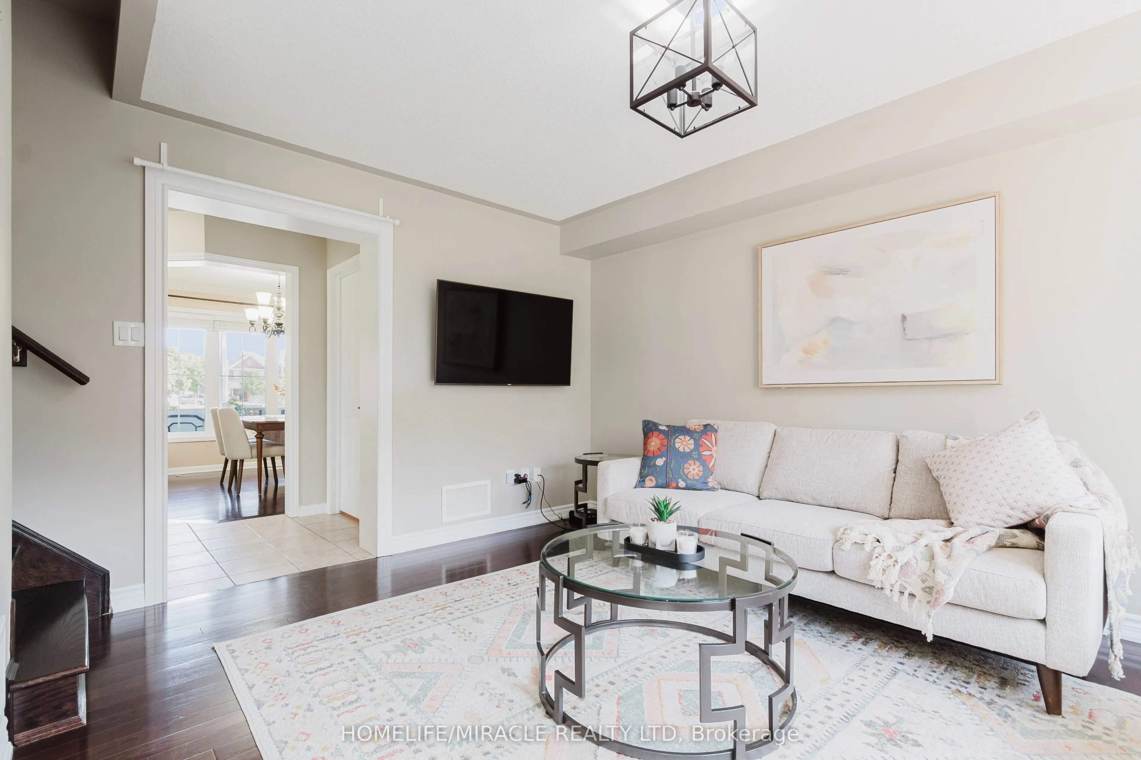 926 Whewell Trail