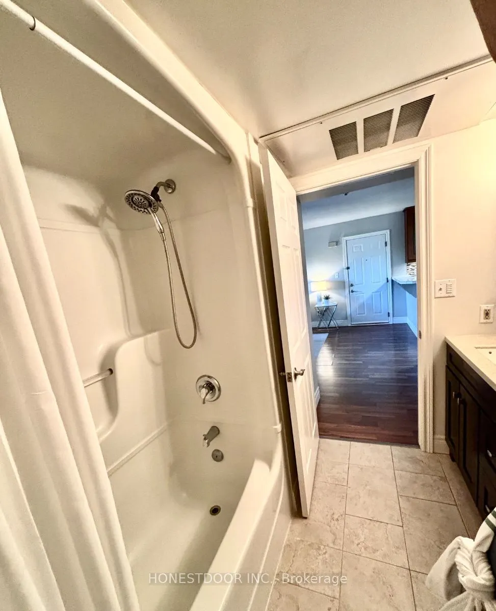 2030 Cleaver Avenue, #304
